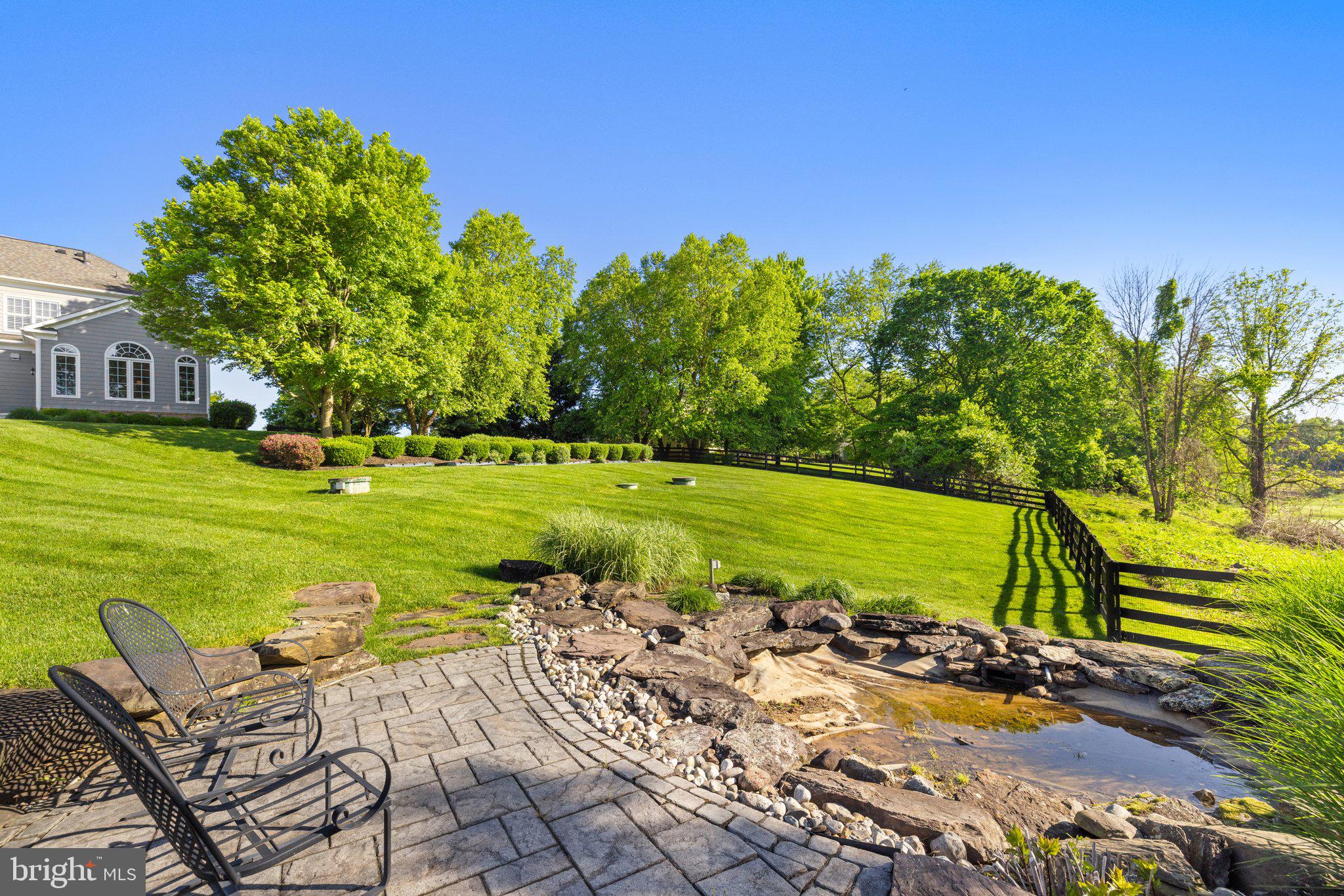 BEACON HILL - Residential