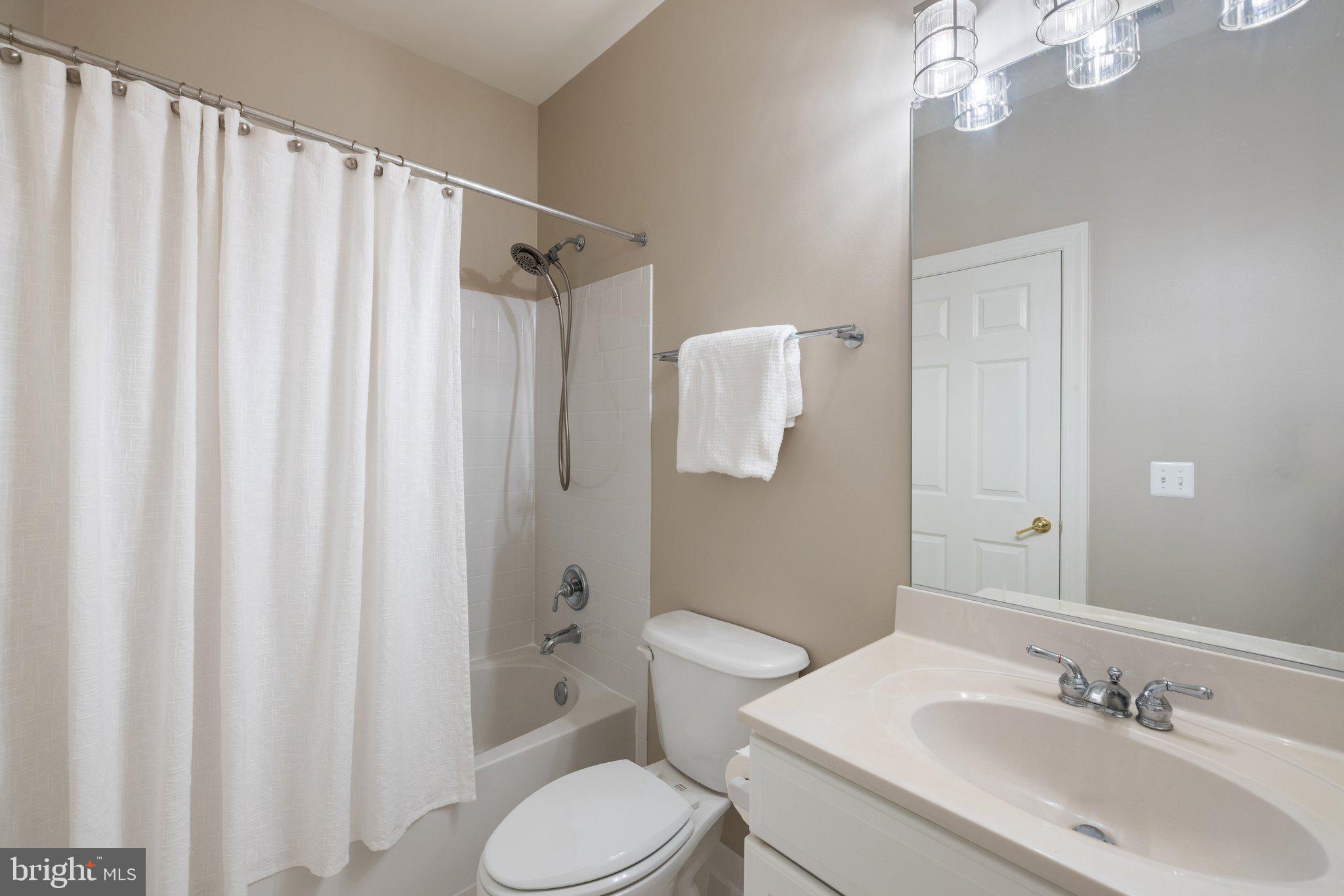 BEACON HILL - Residential