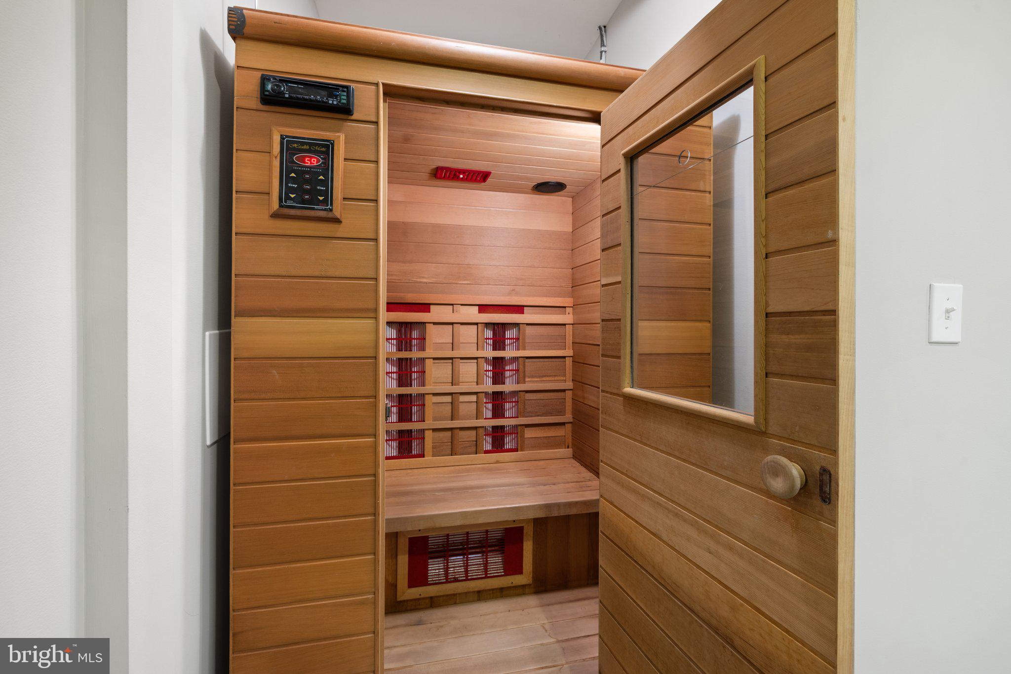 BEACON HILL - Residential