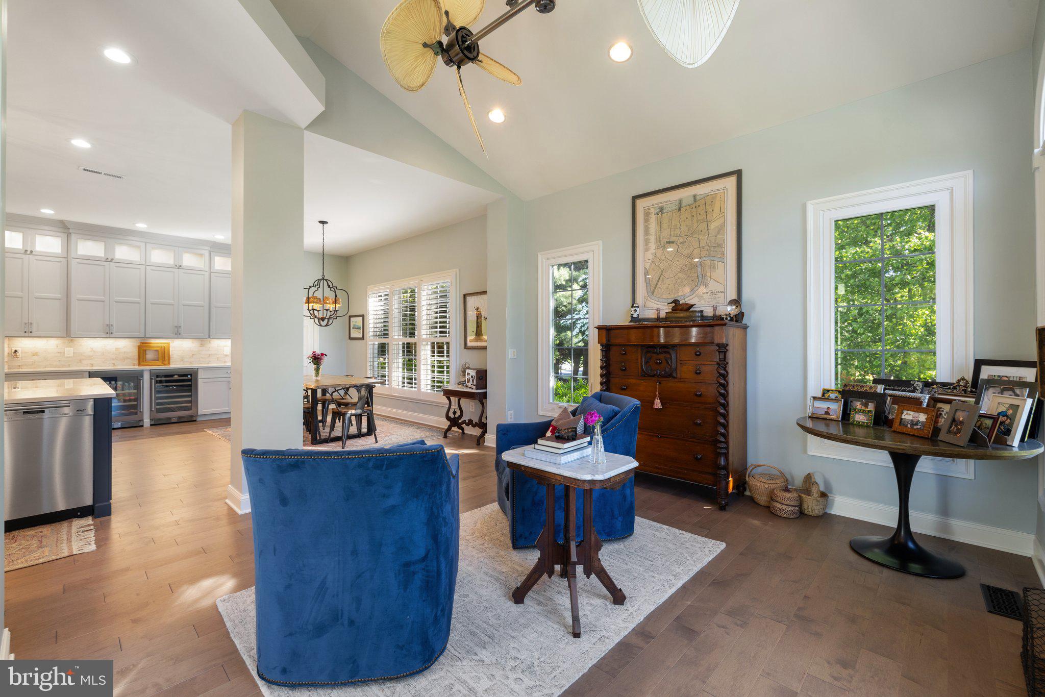 BEACON HILL - Residential