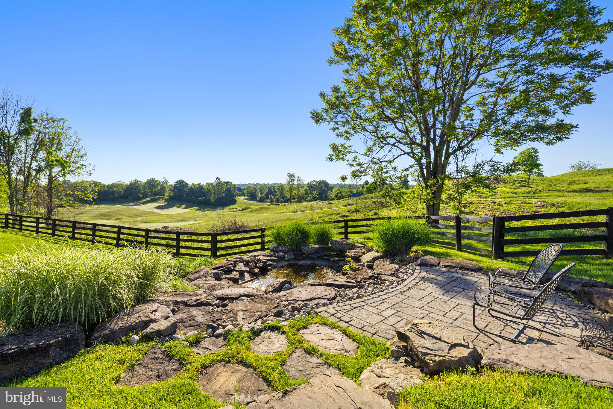 BEACON HILL - Residential