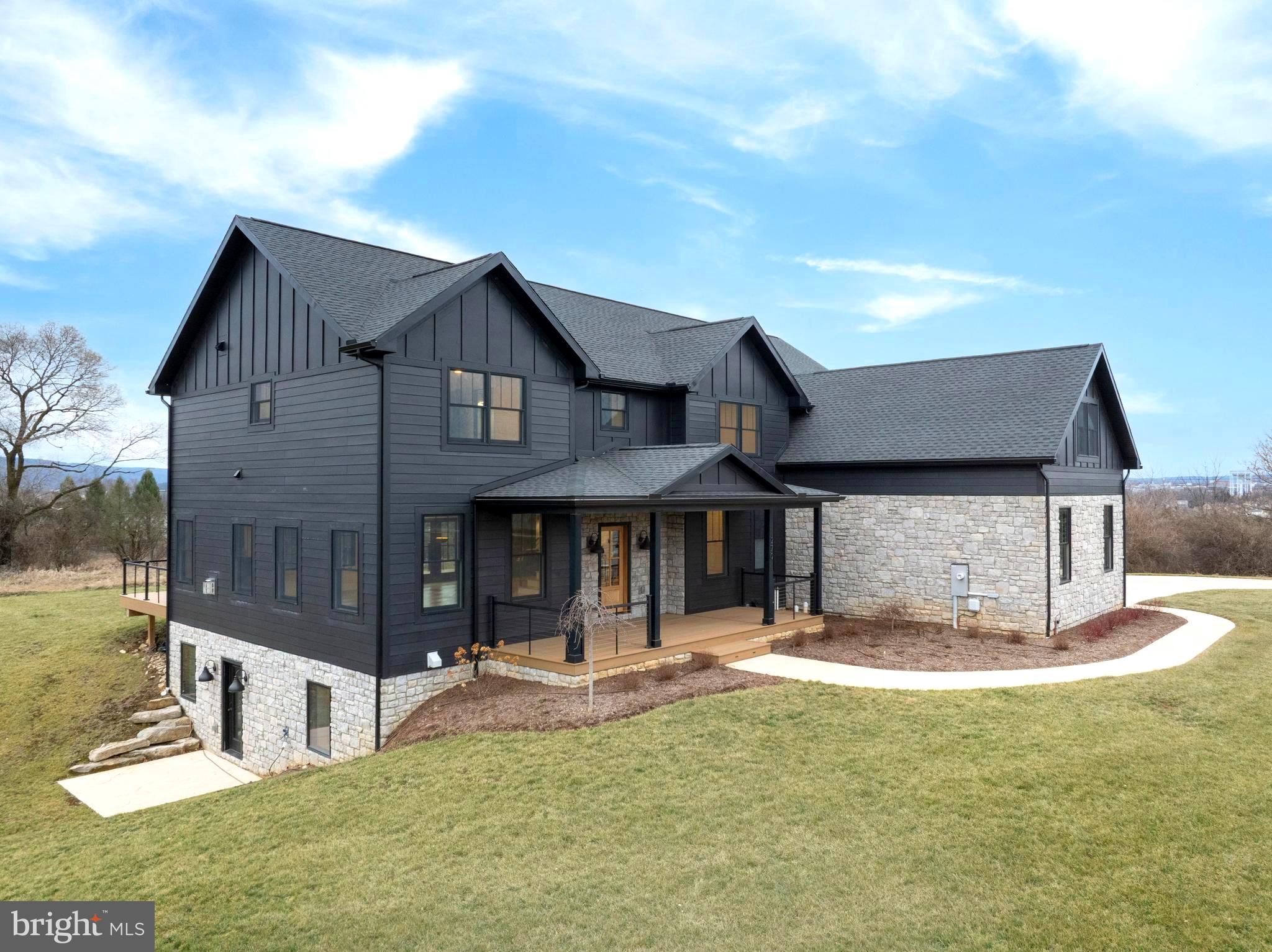 OAK GROVE - Residential