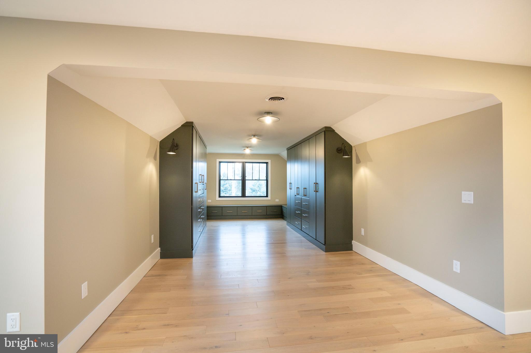 OAK GROVE - Residential