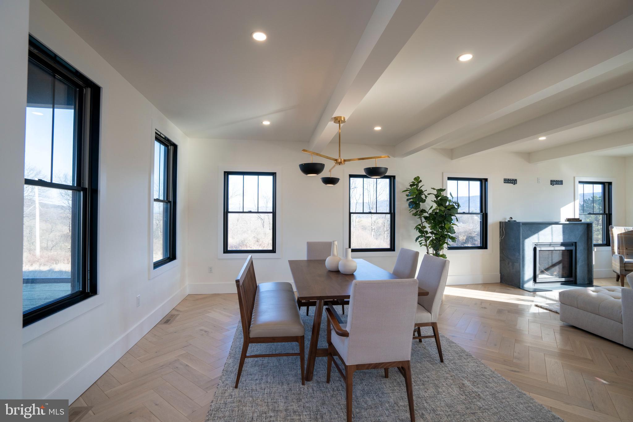 OAK GROVE - Residential