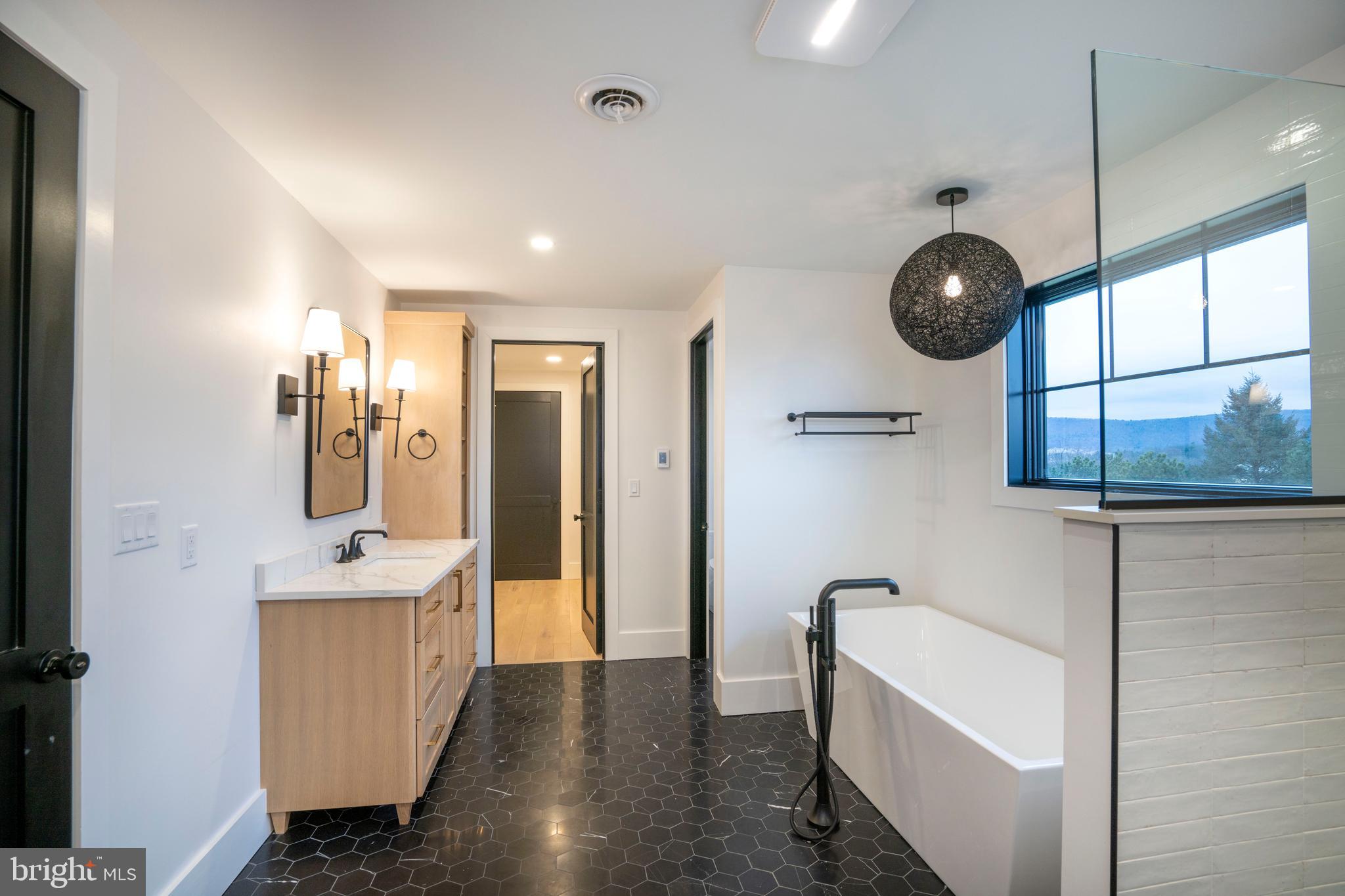 OAK GROVE - Residential