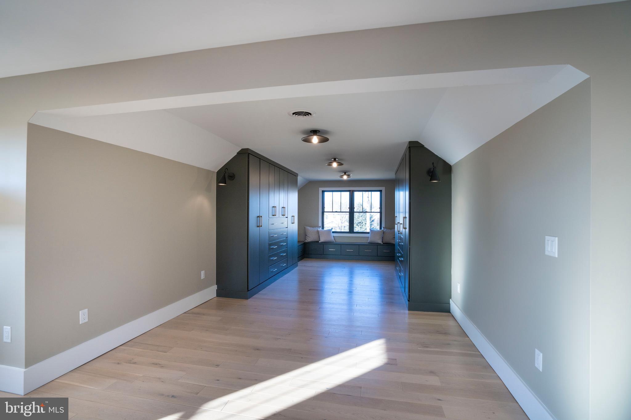 OAK GROVE - Residential