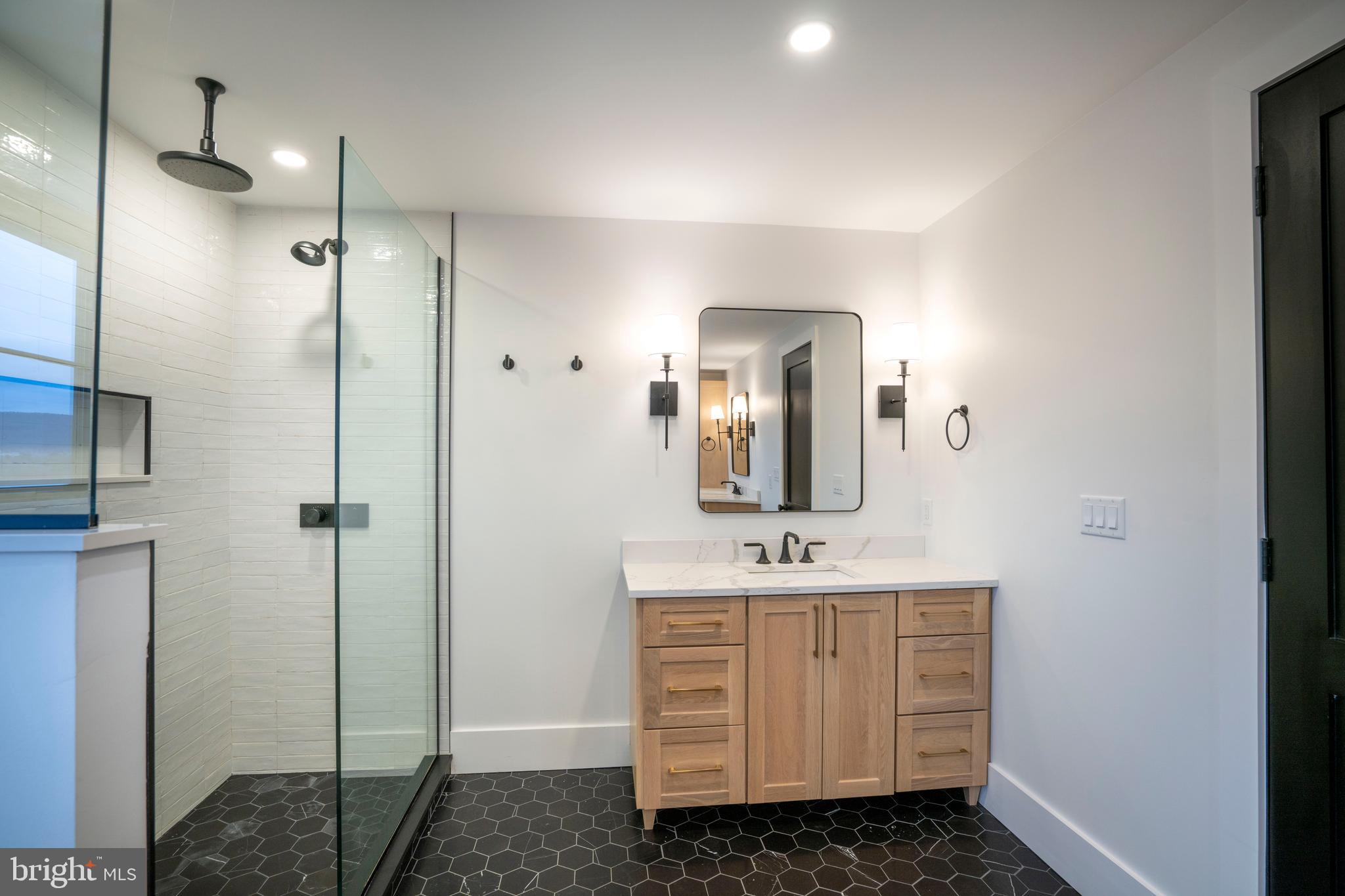 OAK GROVE - Residential