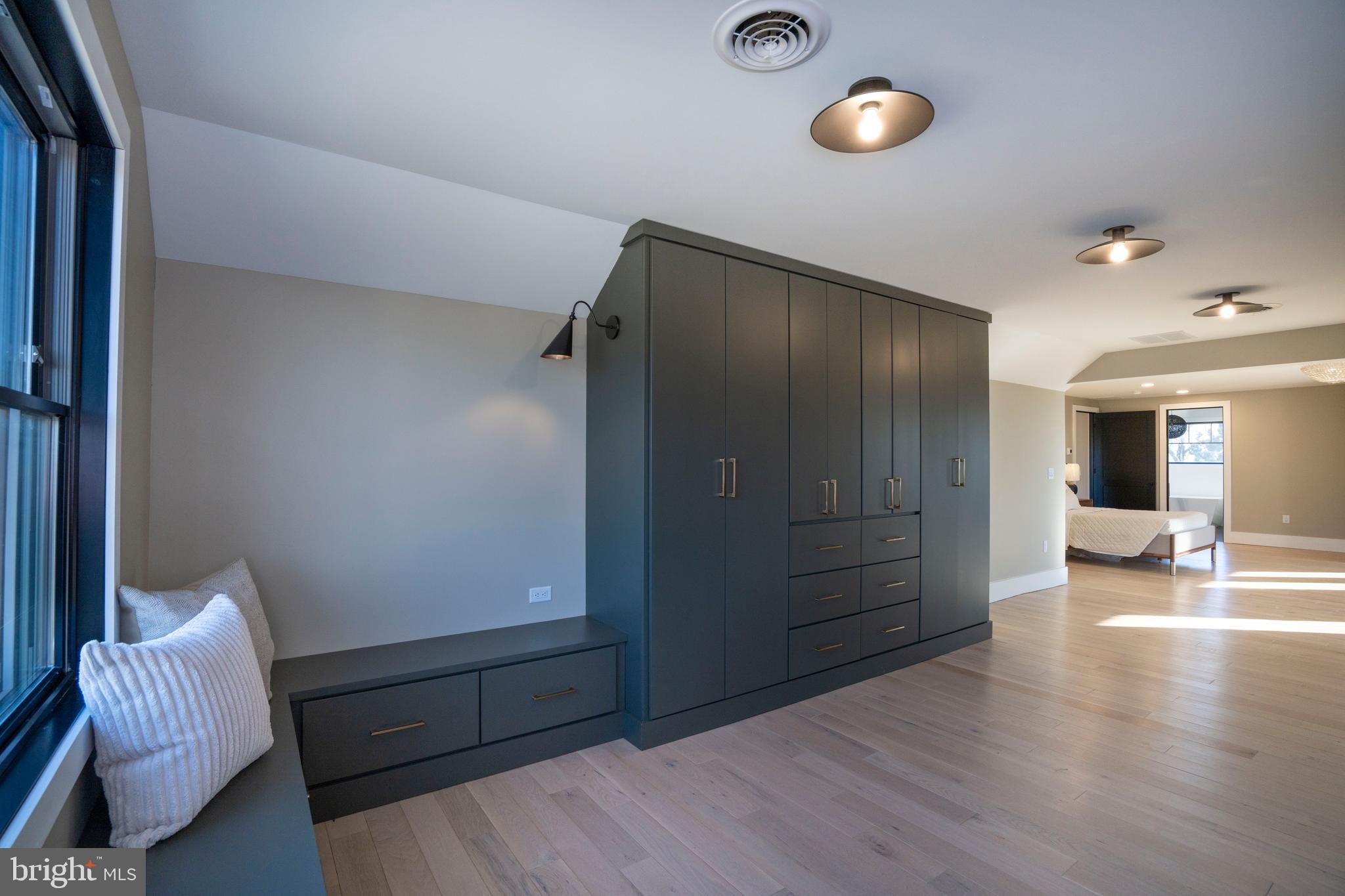 OAK GROVE - Residential