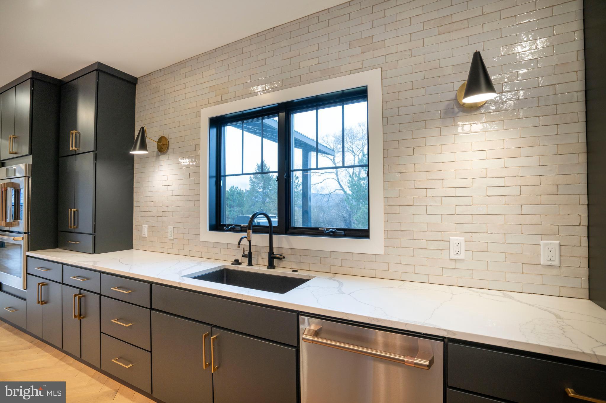 OAK GROVE - Residential