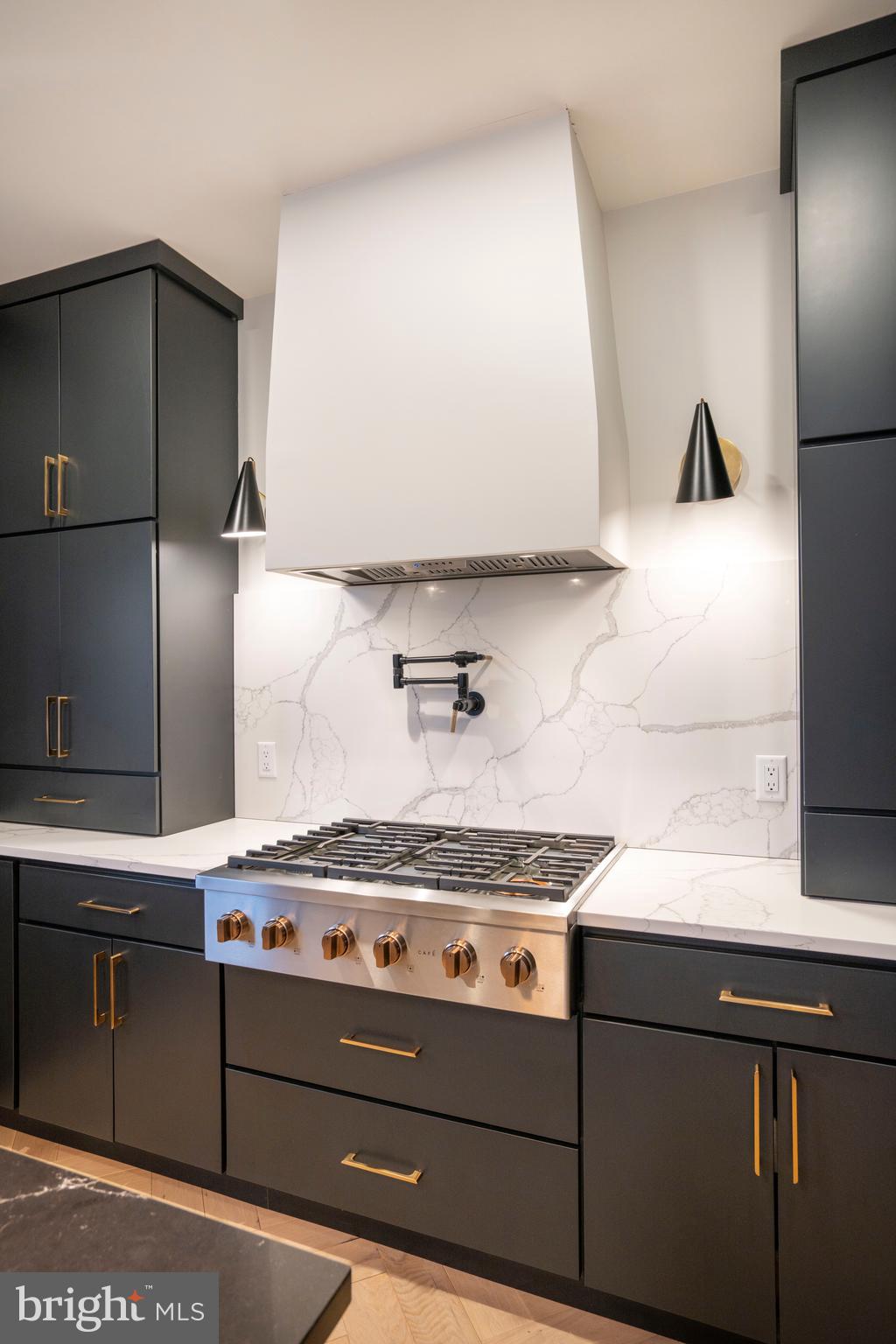 OAK GROVE - Residential