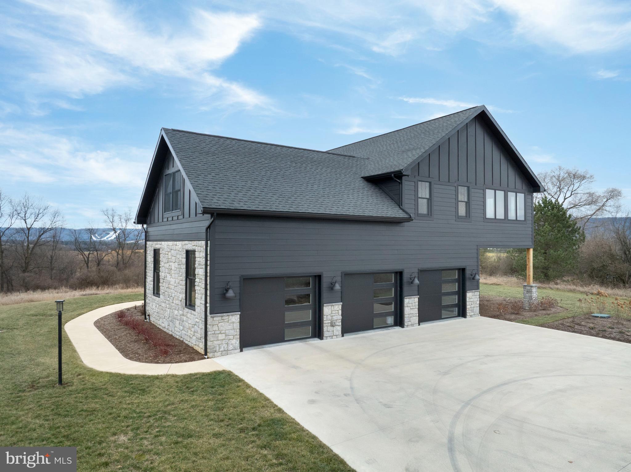 OAK GROVE - Residential