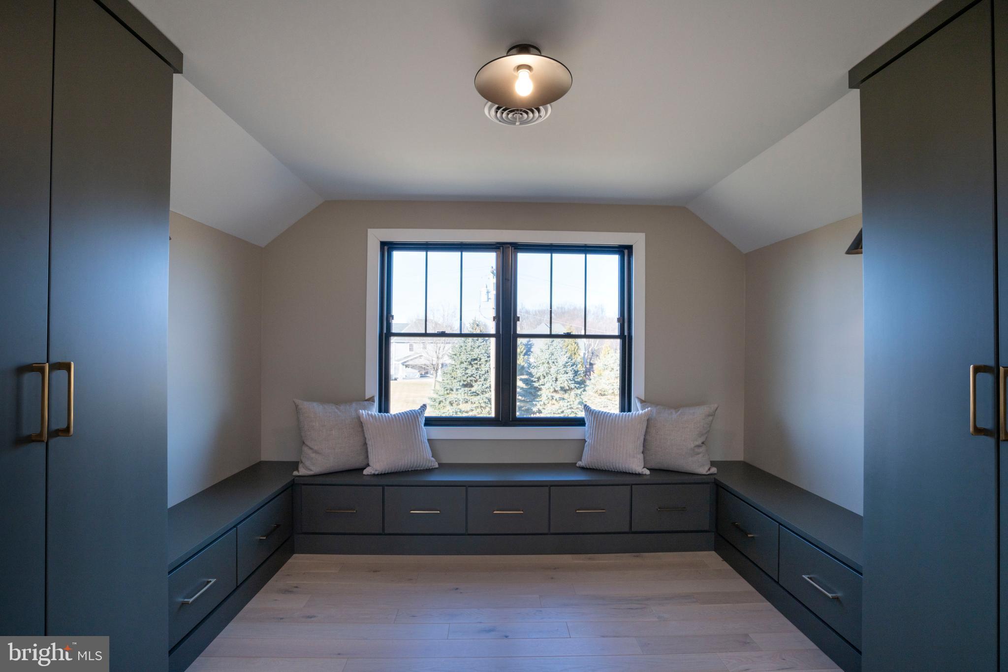 OAK GROVE - Residential