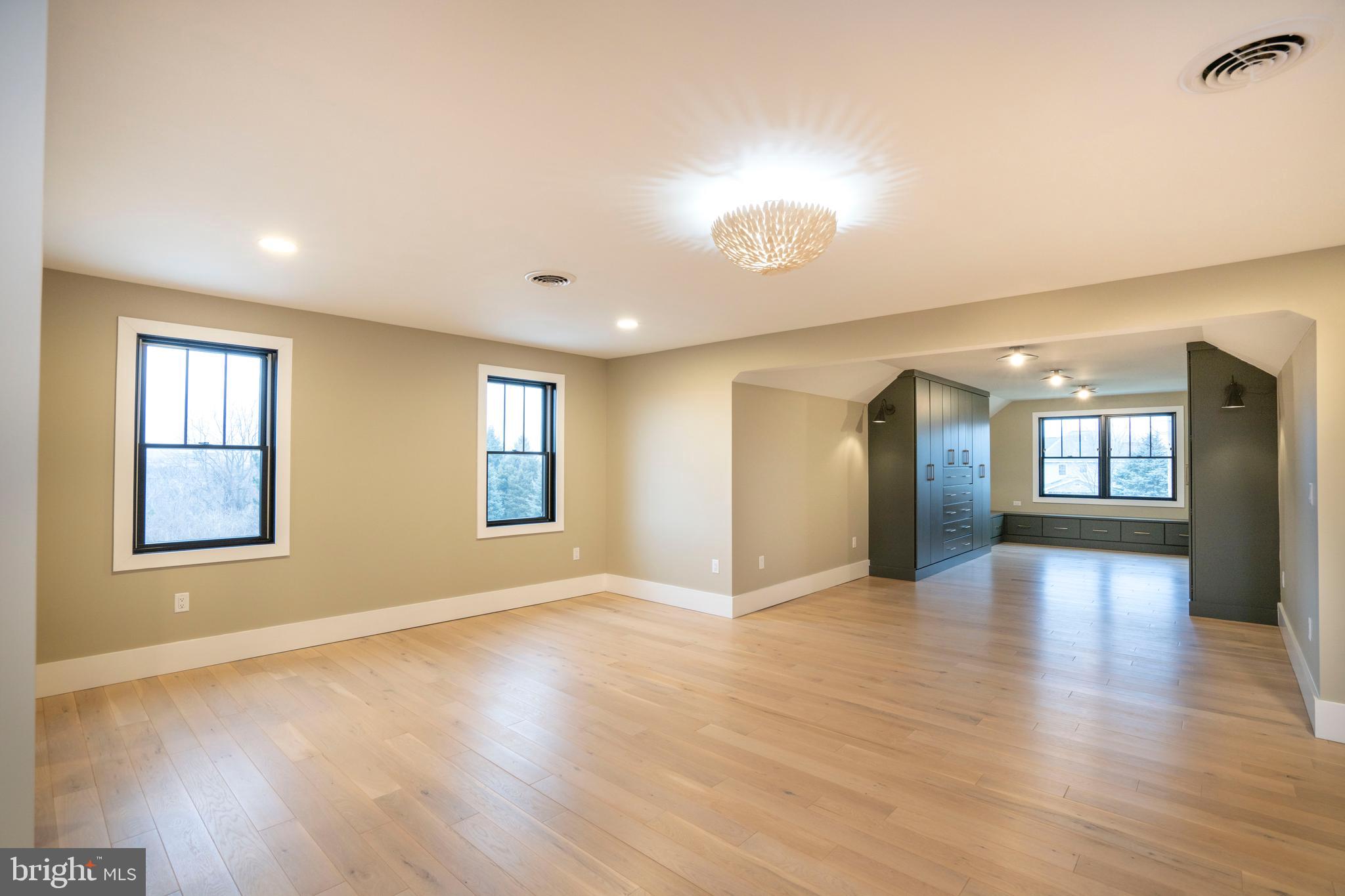 OAK GROVE - Residential