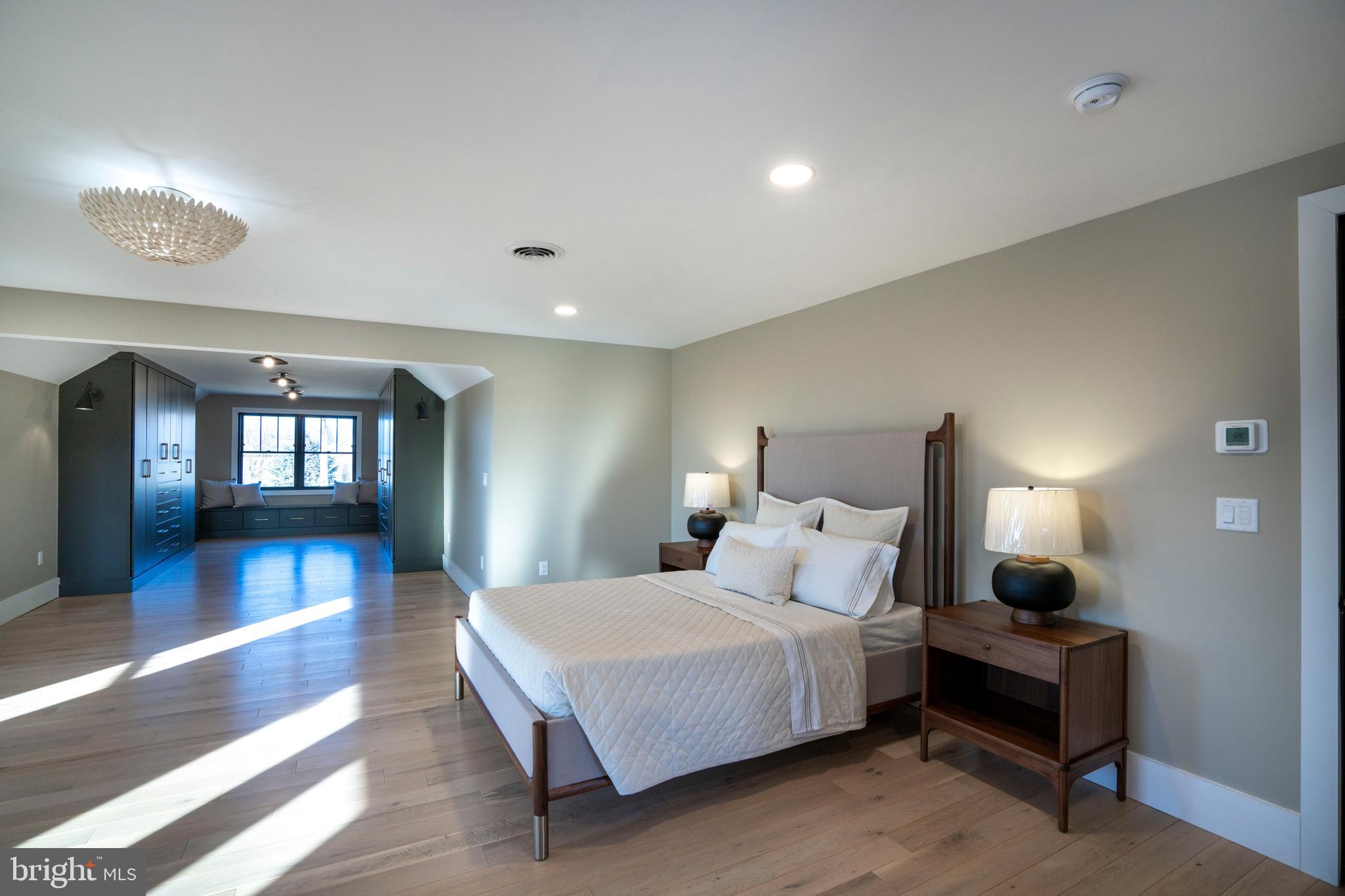 OAK GROVE - Residential