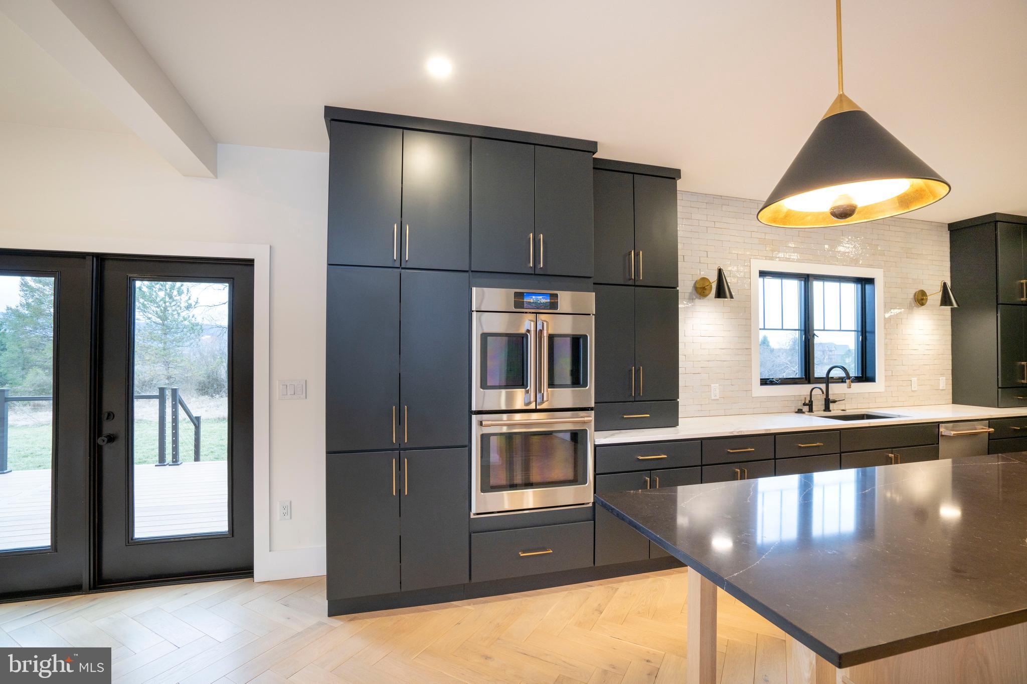 OAK GROVE - Residential