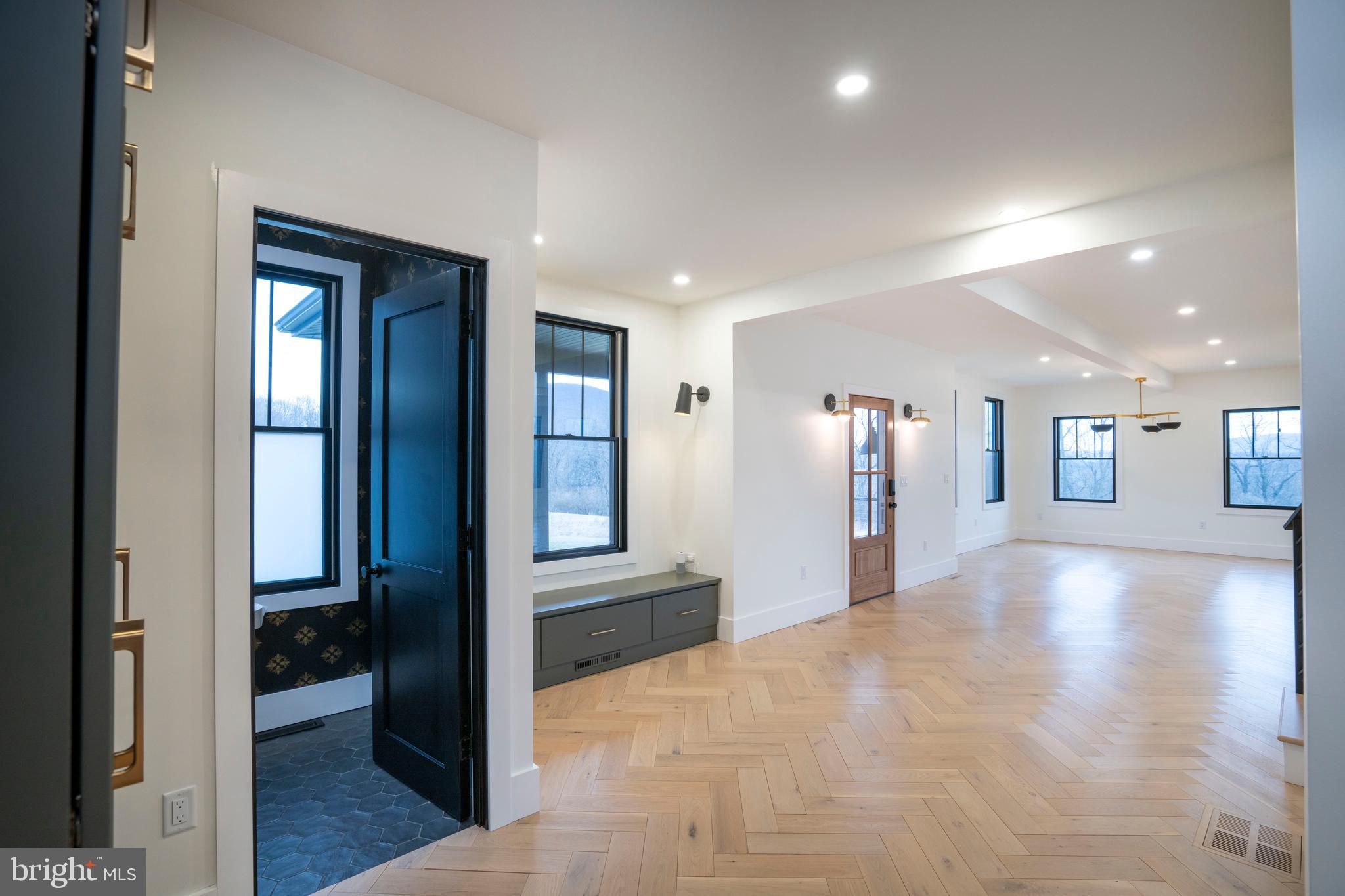 OAK GROVE - Residential