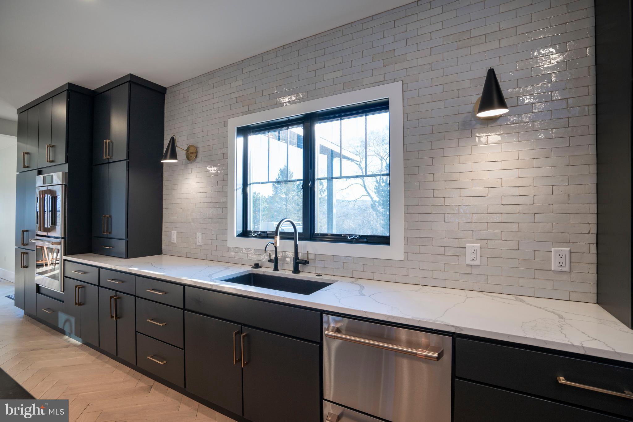 OAK GROVE - Residential