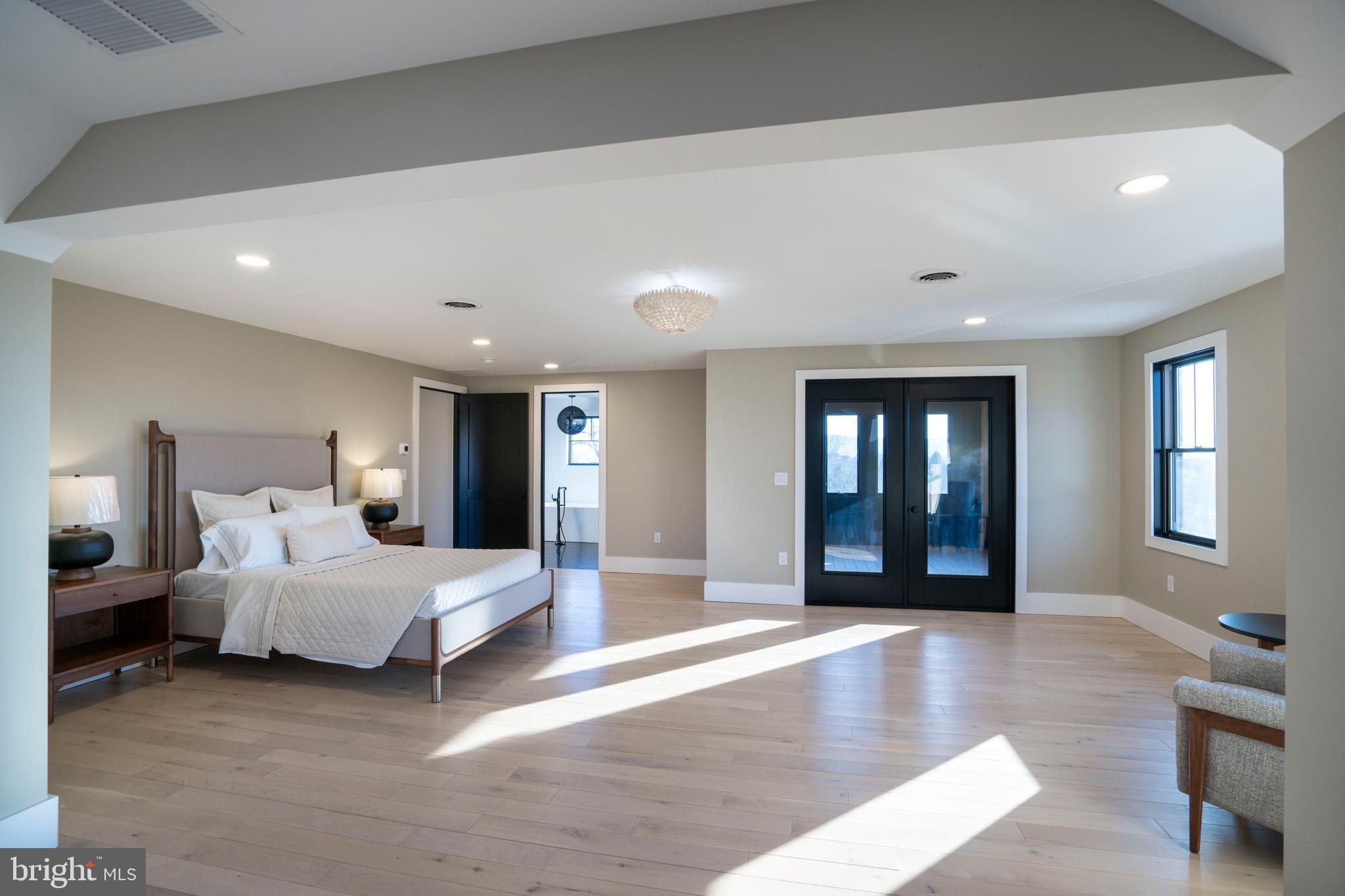 OAK GROVE - Residential