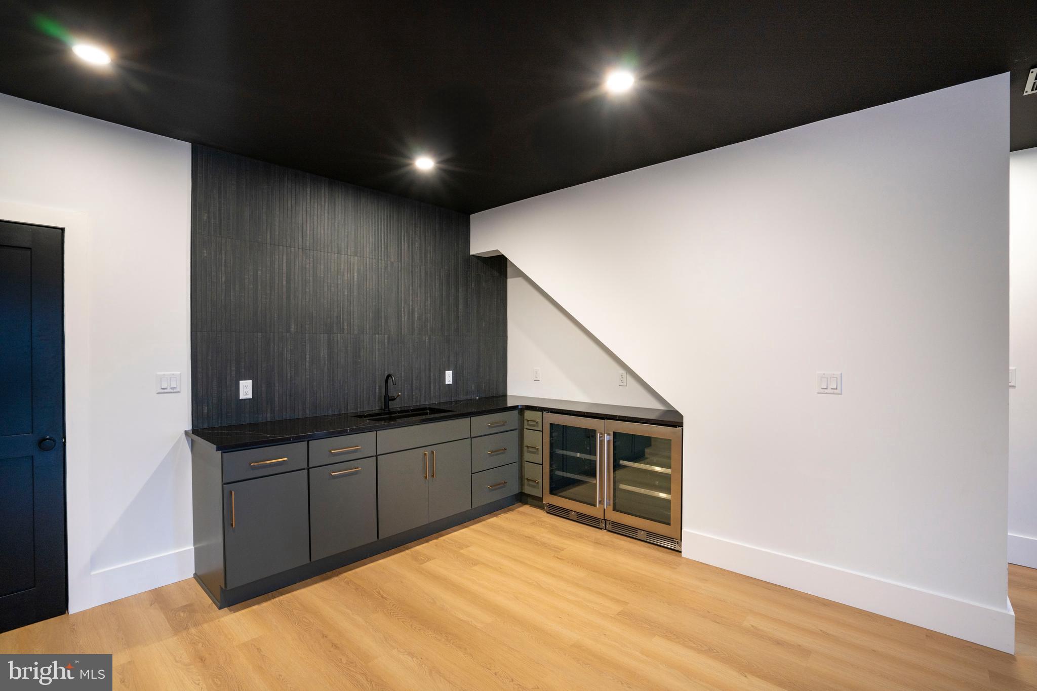 OAK GROVE - Residential