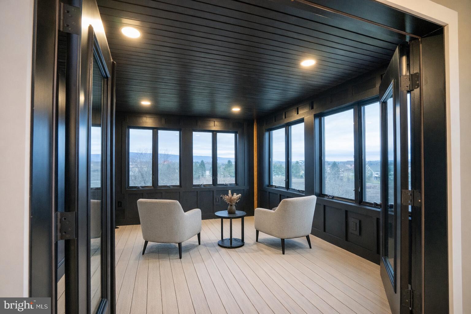 OAK GROVE - Residential