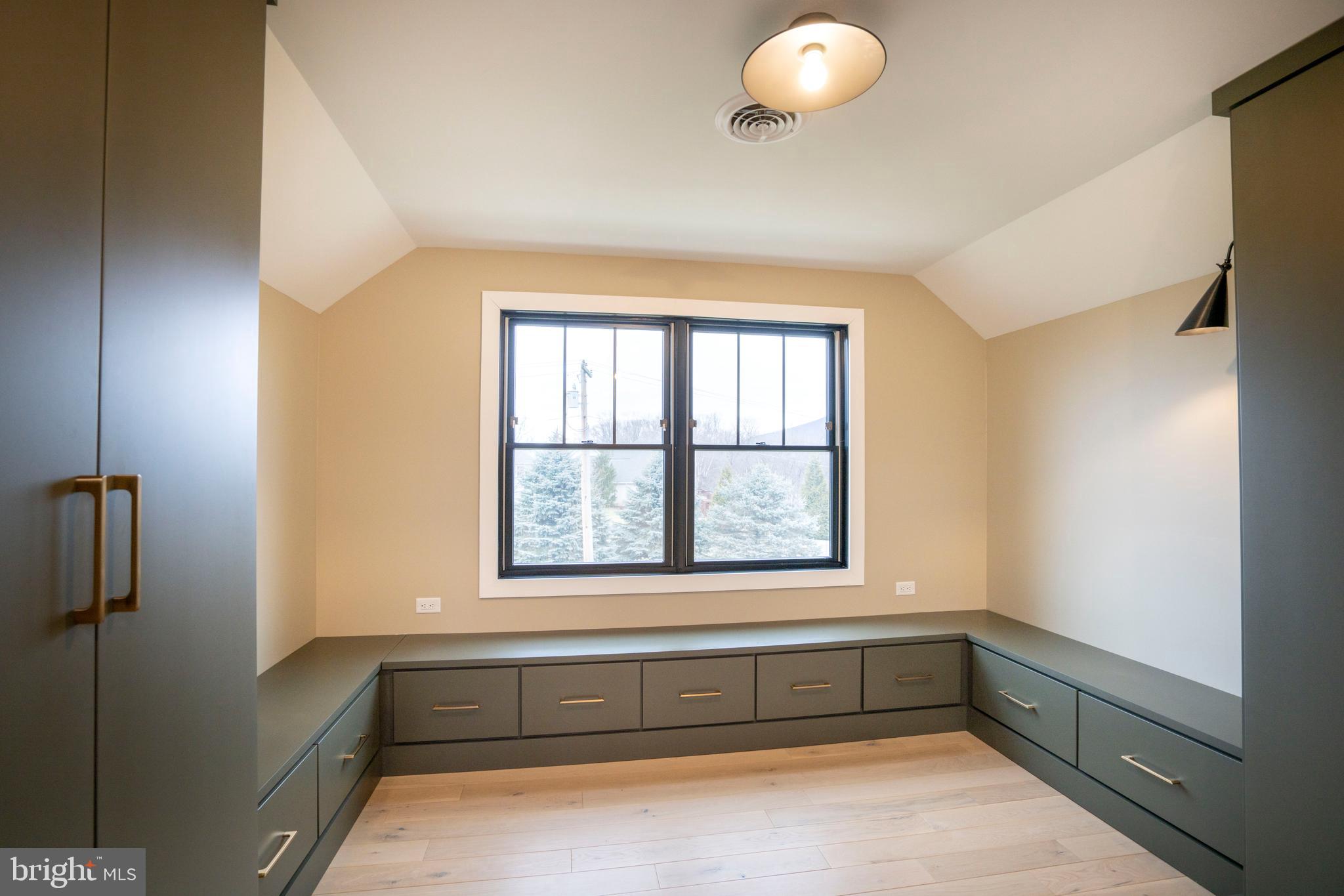 OAK GROVE - Residential