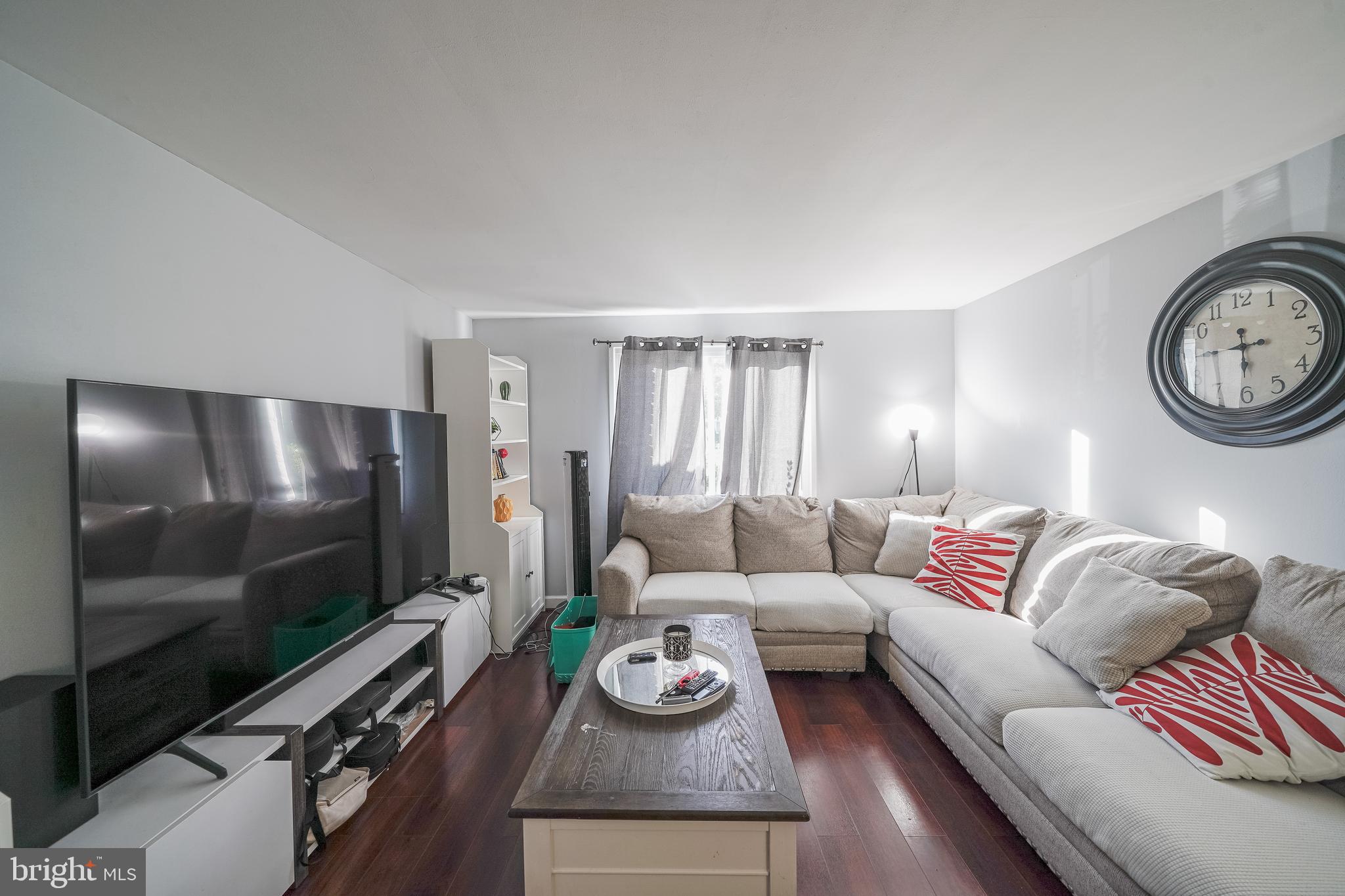 STEDWICK TOWNHOUSES - Residential Lease