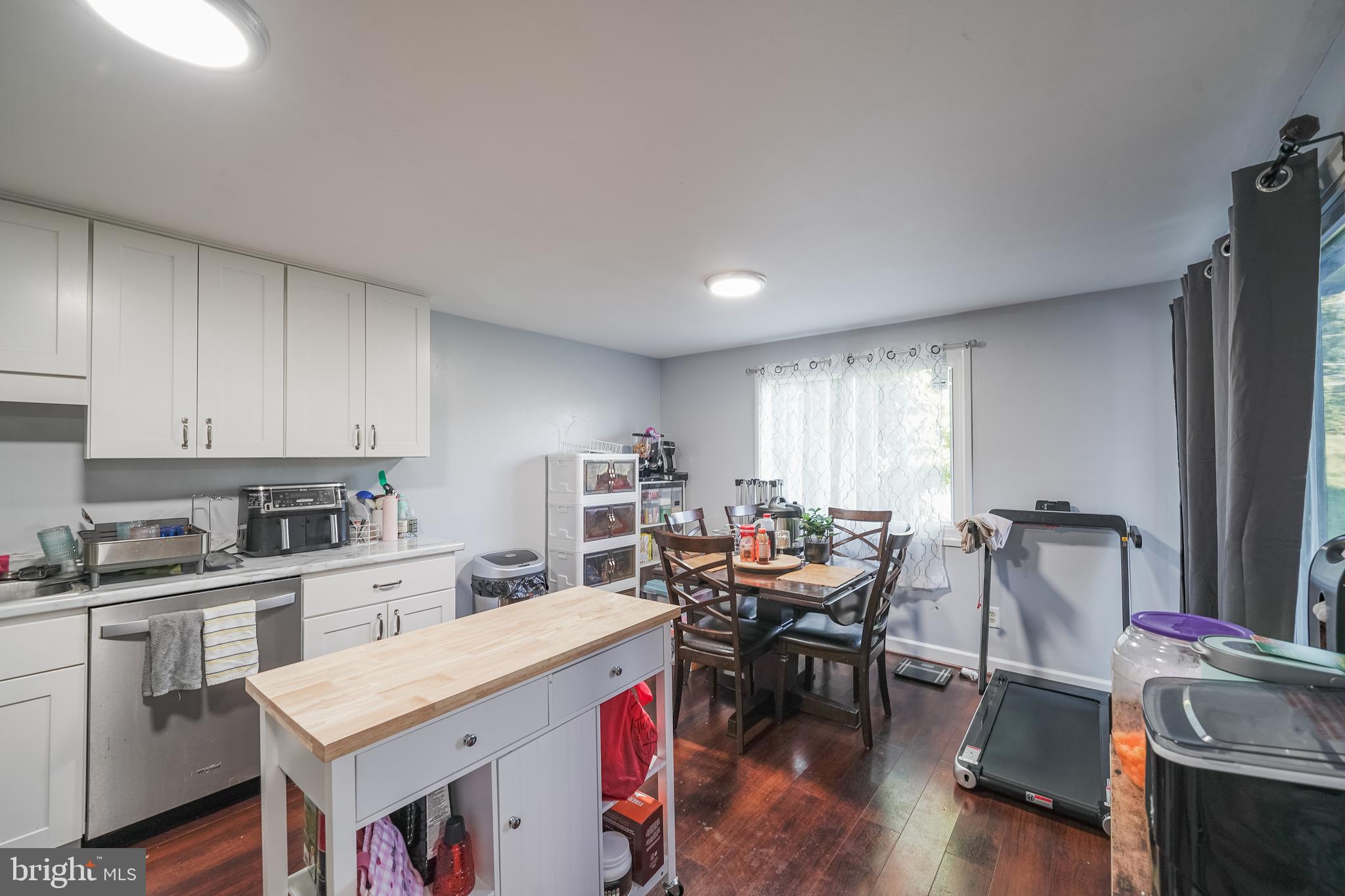 STEDWICK TOWNHOUSES - Residential Lease