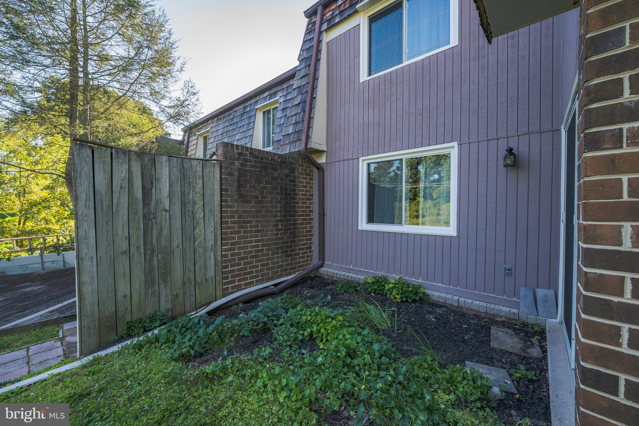 STEDWICK TOWNHOUSES - Residential Lease