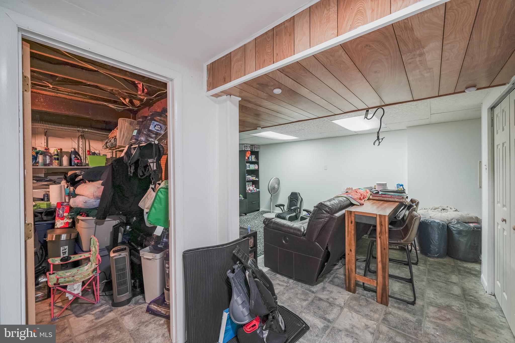 STEDWICK TOWNHOUSES - Residential Lease