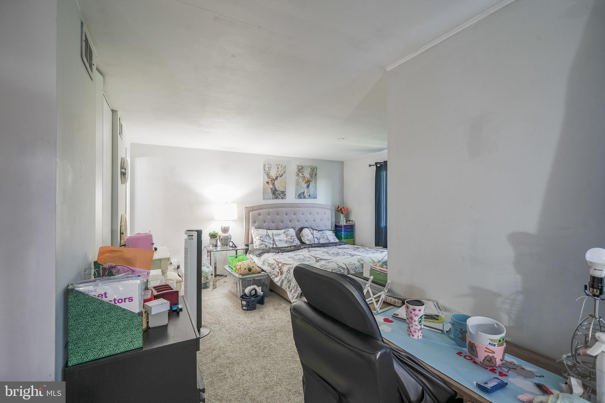 STEDWICK TOWNHOUSES - Residential Lease