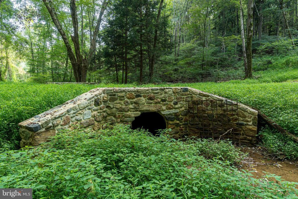 Photo of LOT 29 CANTERBURY CT., NOTTINGHAM, PA 19362 (MLS # PALA2029350)