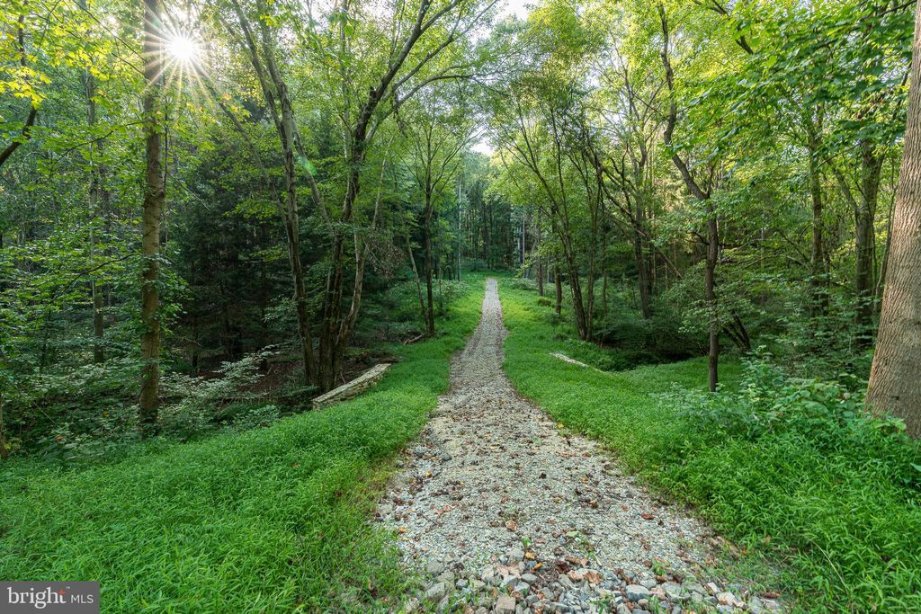 Photo of LOT 29 CANTERBURY CT., NOTTINGHAM, PA 19362 (MLS # PALA2029350)