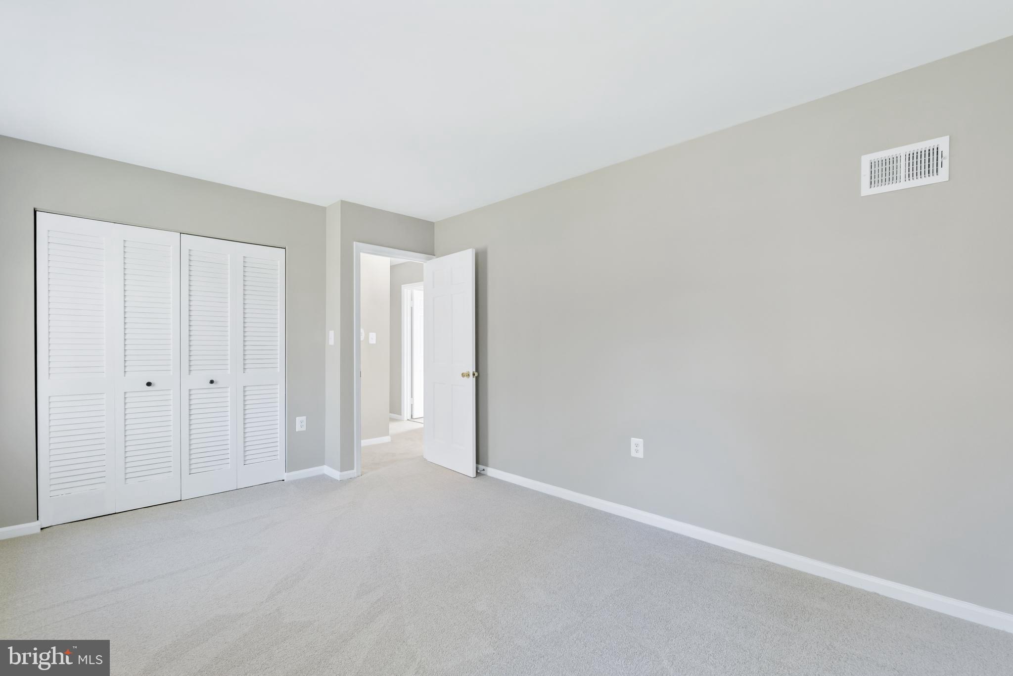 NORBECK ESTATES - Residential
