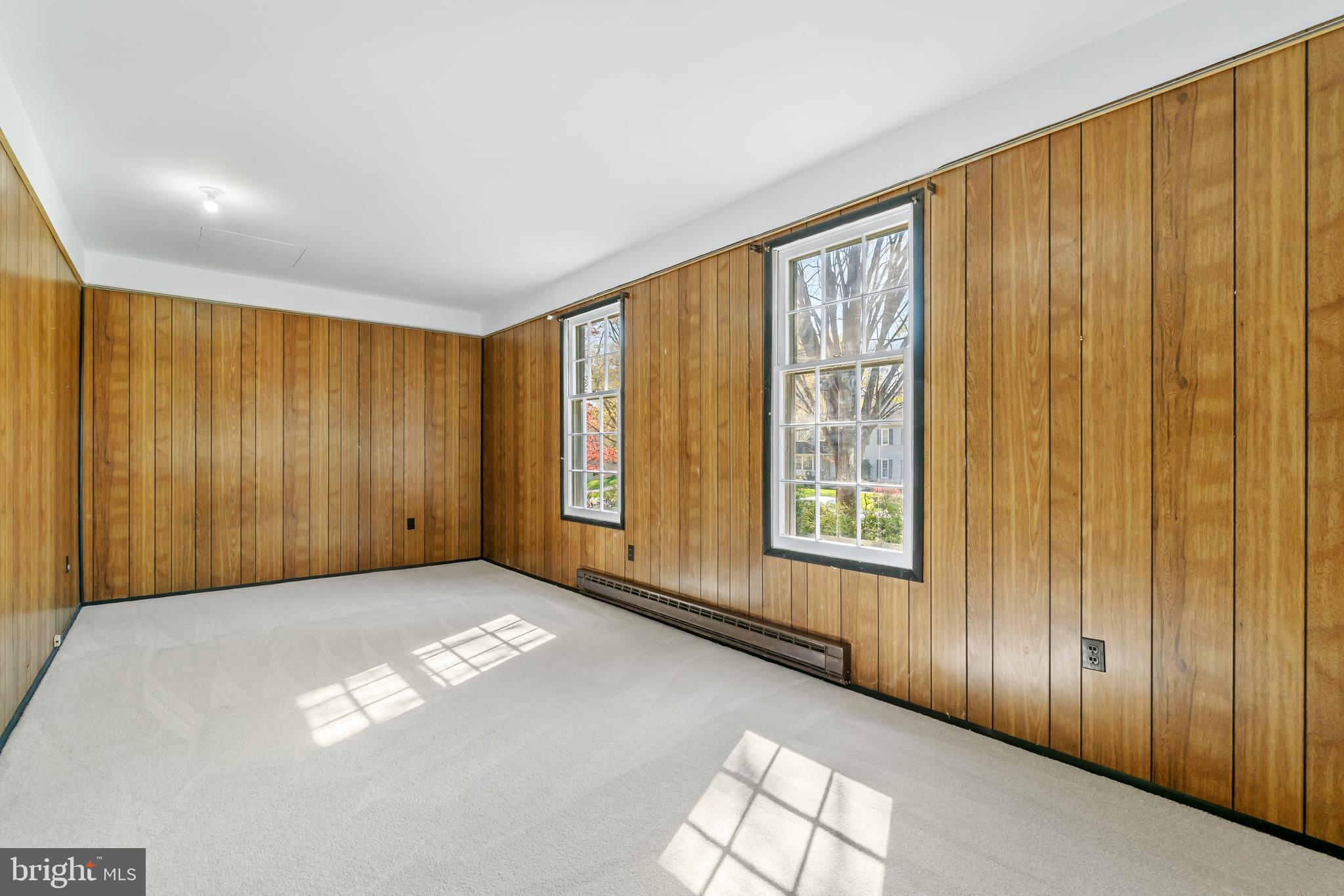 NORBECK ESTATES - Residential