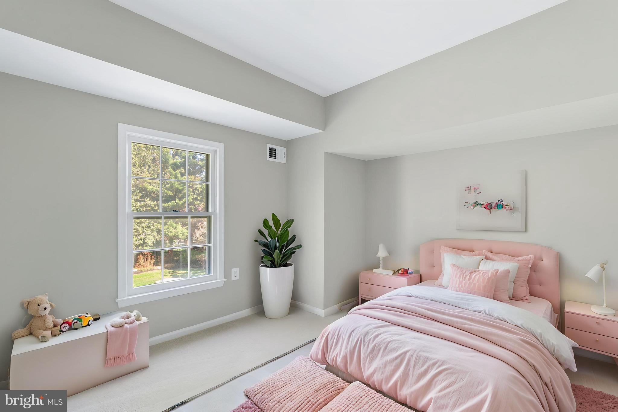 NORBECK ESTATES - Residential