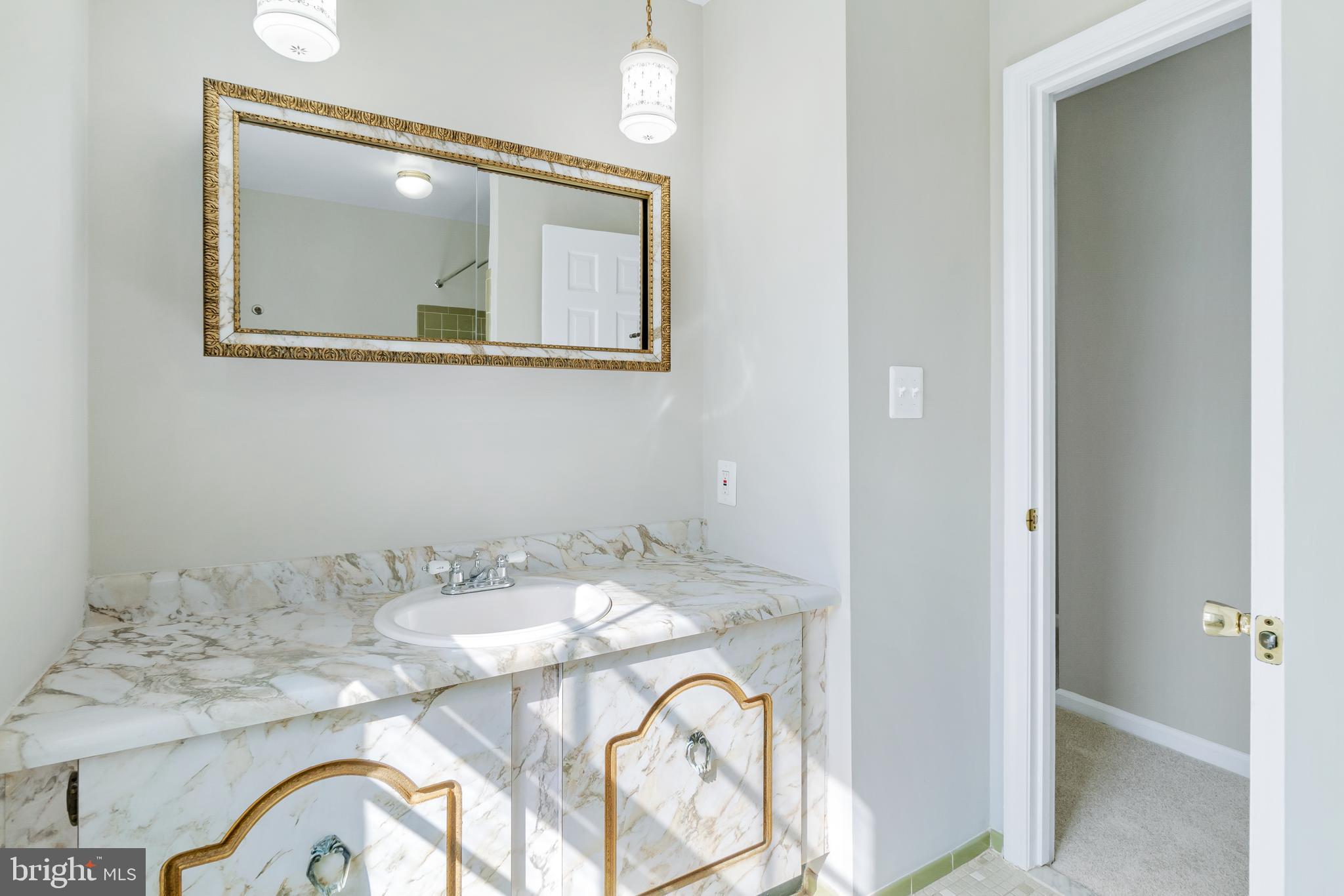 NORBECK ESTATES - Residential