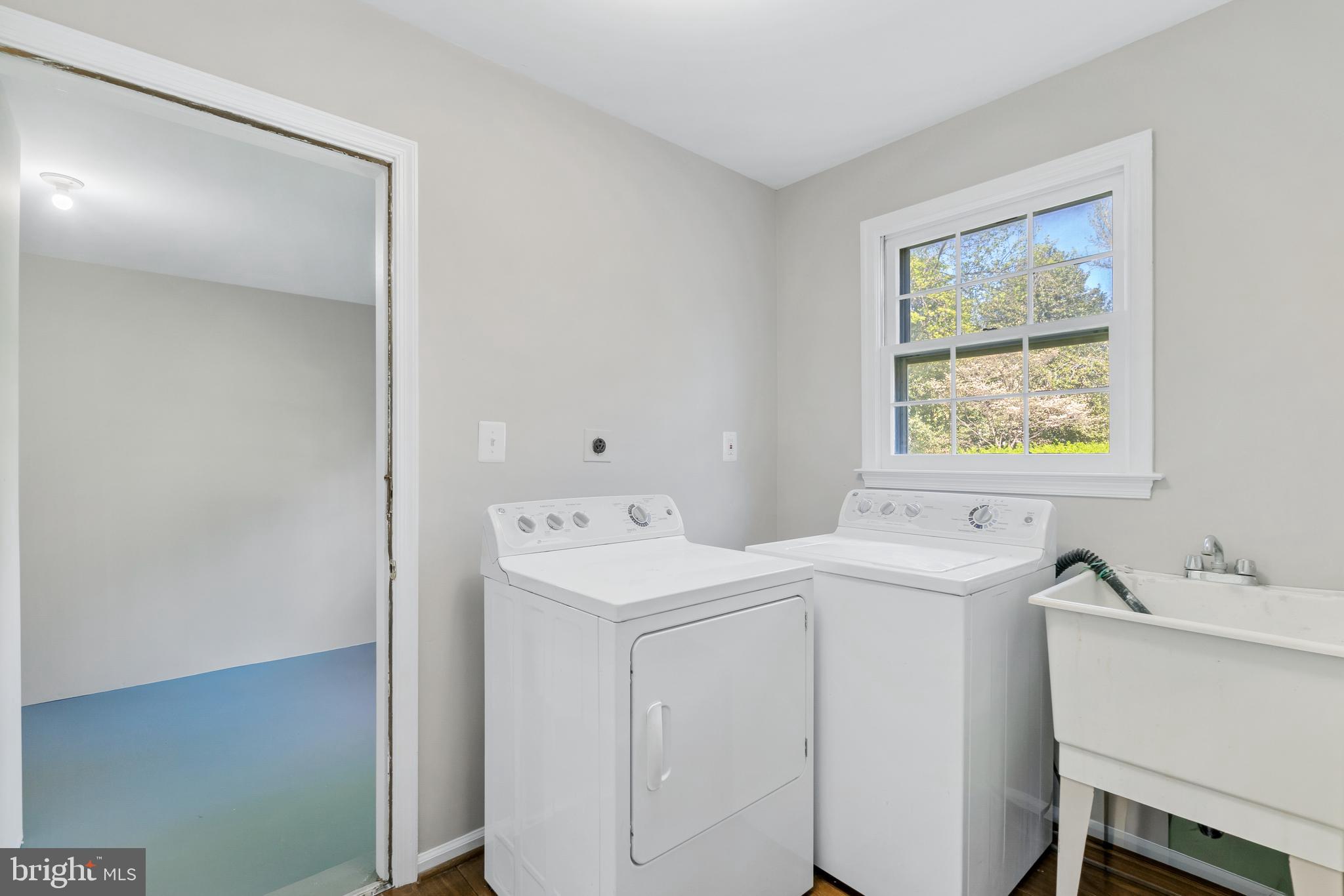 NORBECK ESTATES - Residential