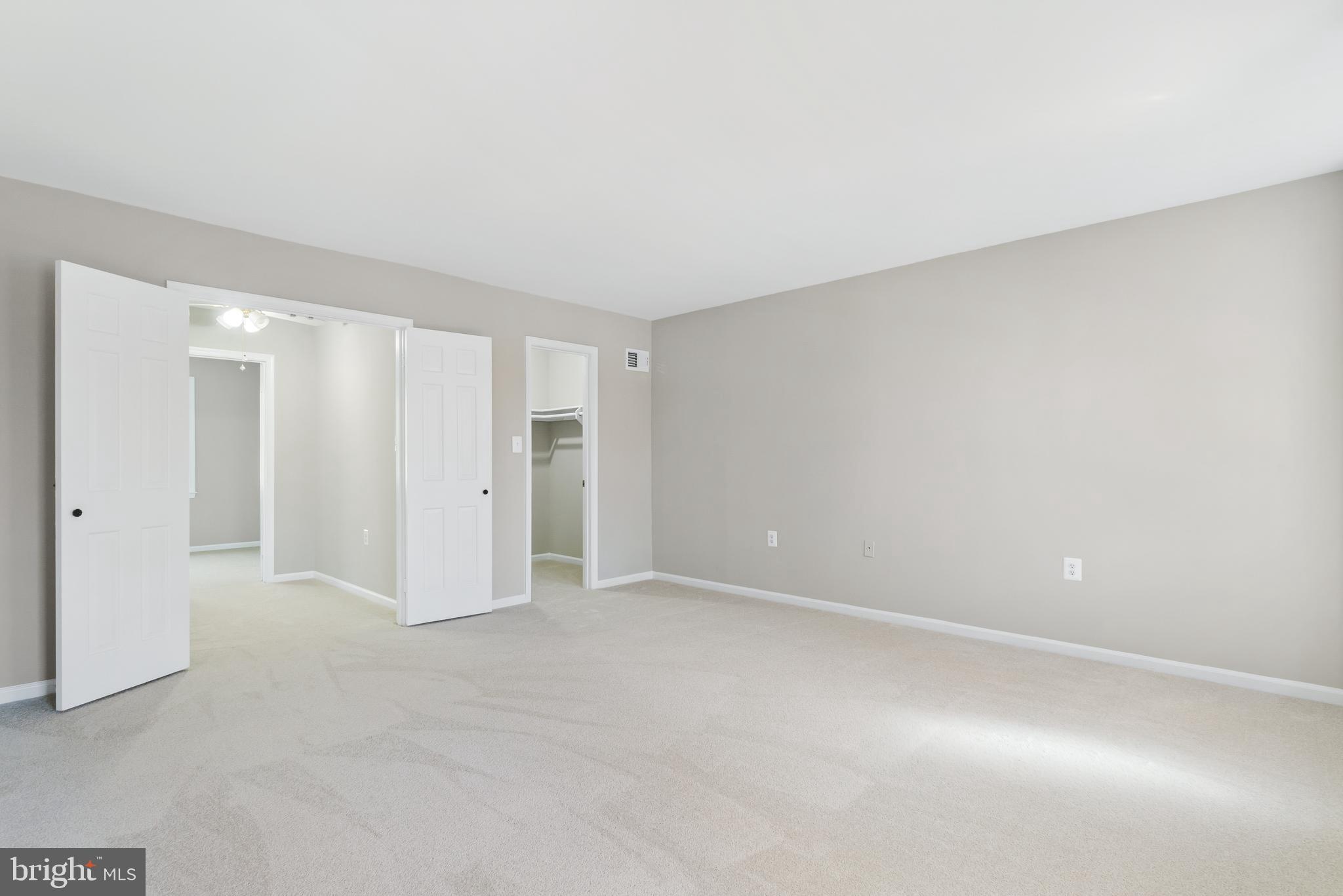 NORBECK ESTATES - Residential