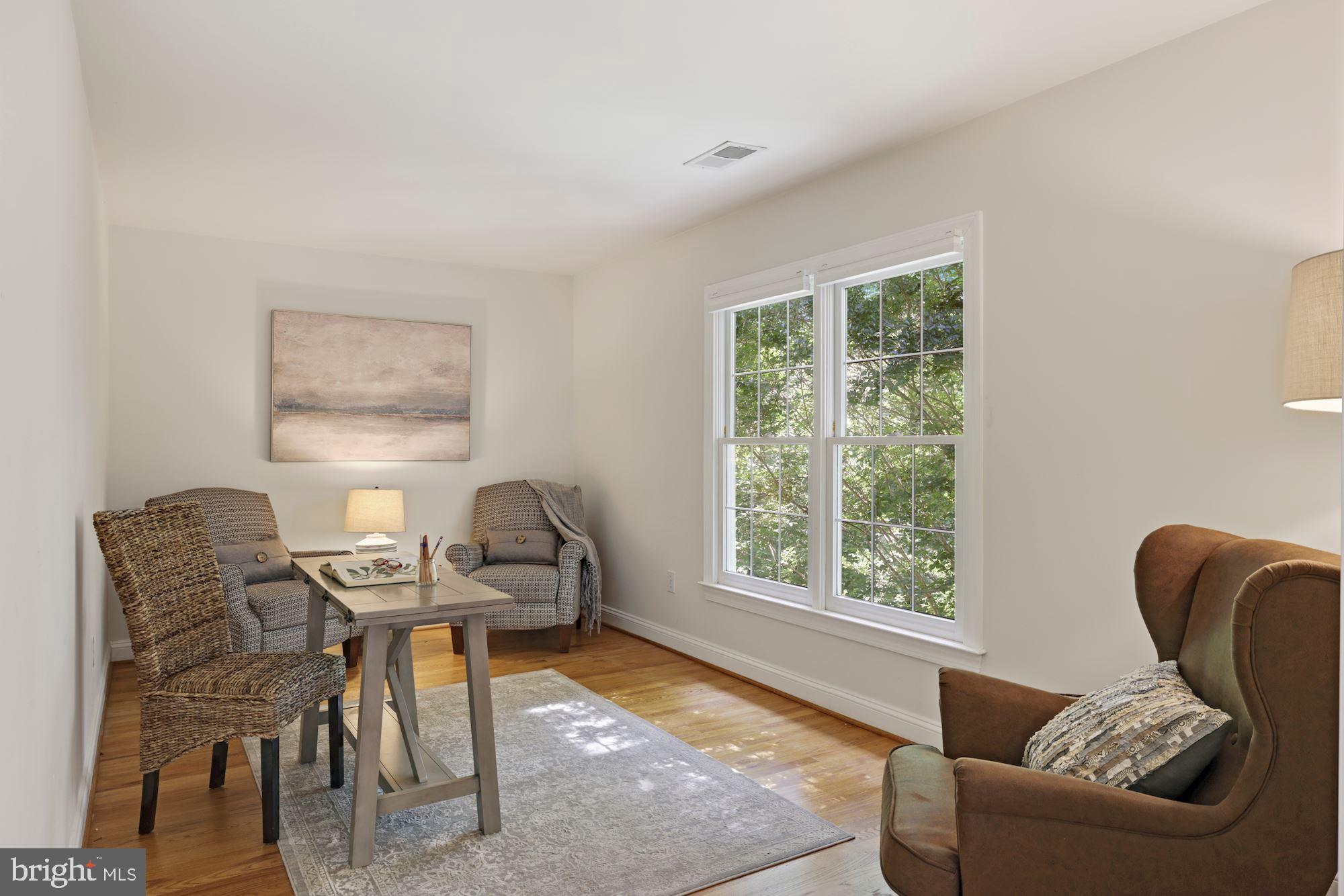 POTOMAC OUTSIDE - Residential