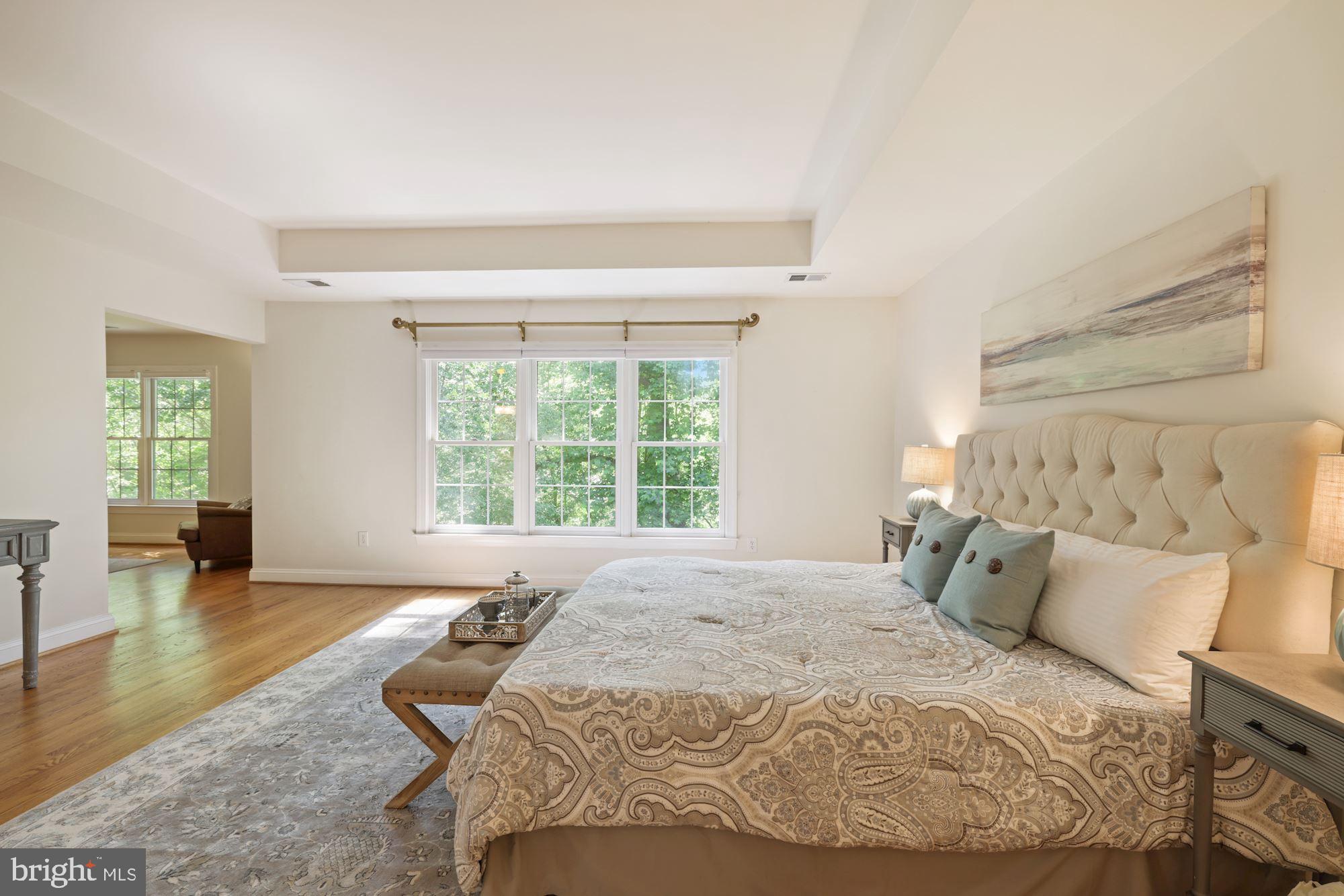 POTOMAC OUTSIDE - Residential