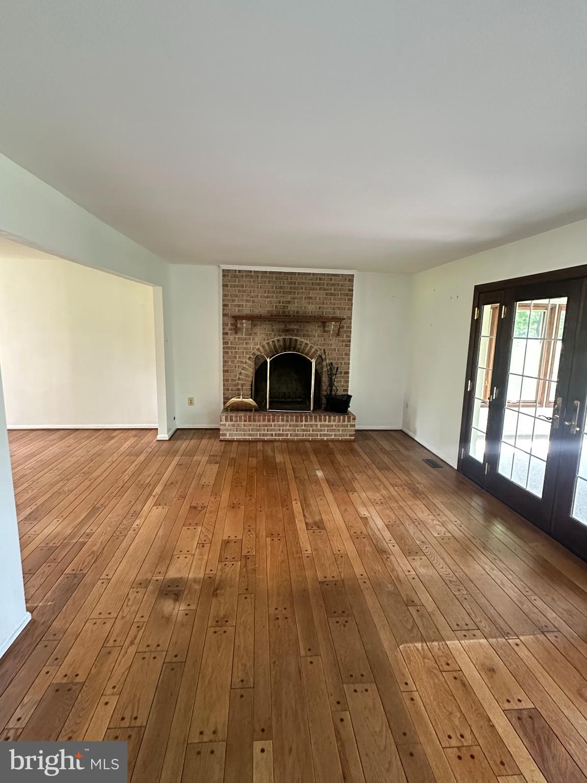 CATHARPIN FARMS - Residential Lease