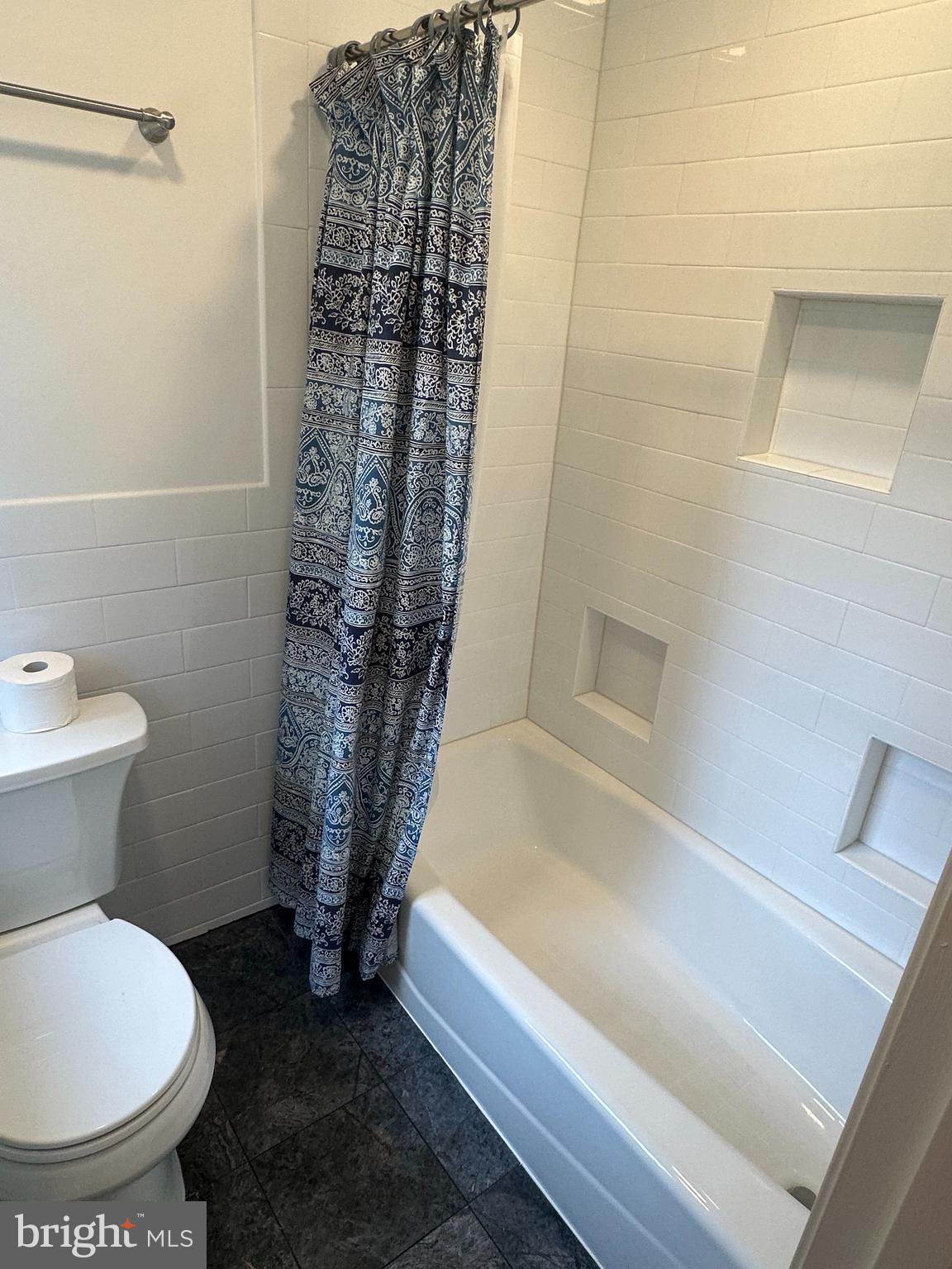 CATHARPIN FARMS - Residential Lease