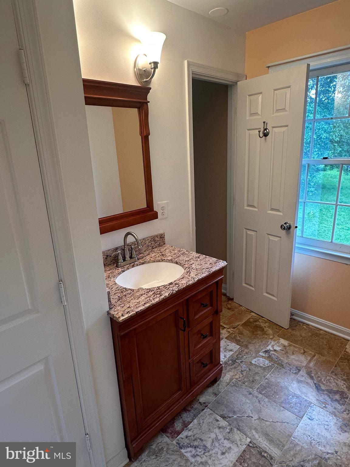 CATHARPIN FARMS - Residential Lease