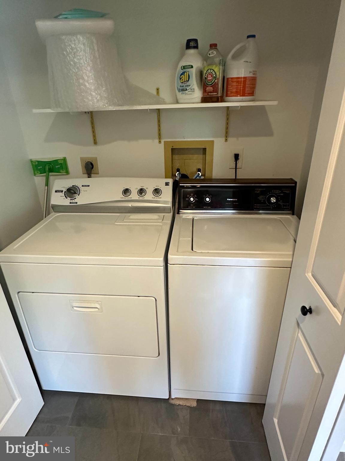 CATHARPIN FARMS - Residential Lease