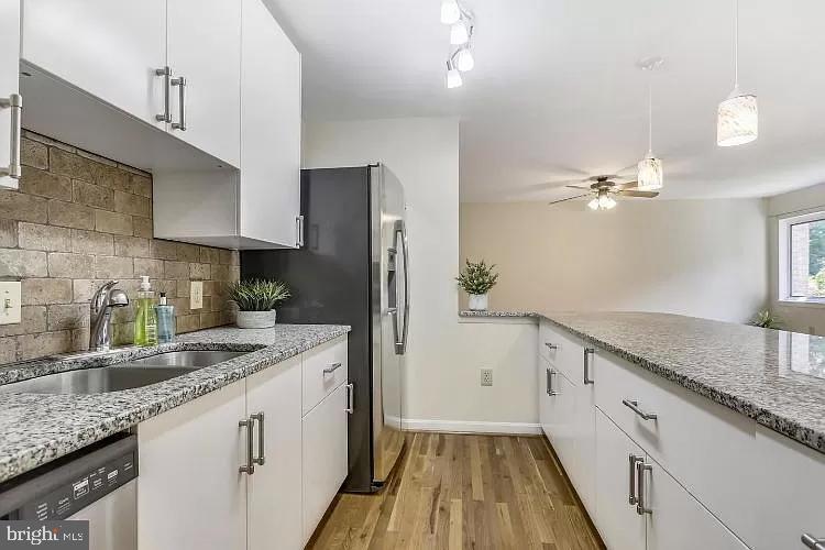 BETHESDA PARK - Residential Lease