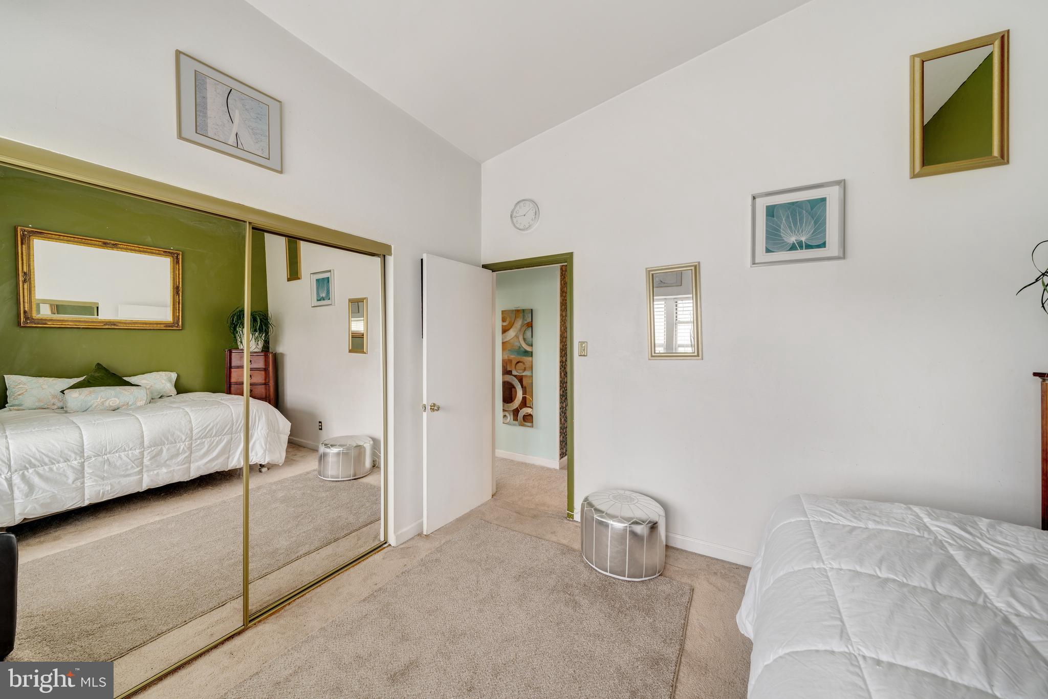 THE VINEYARDS - Residential