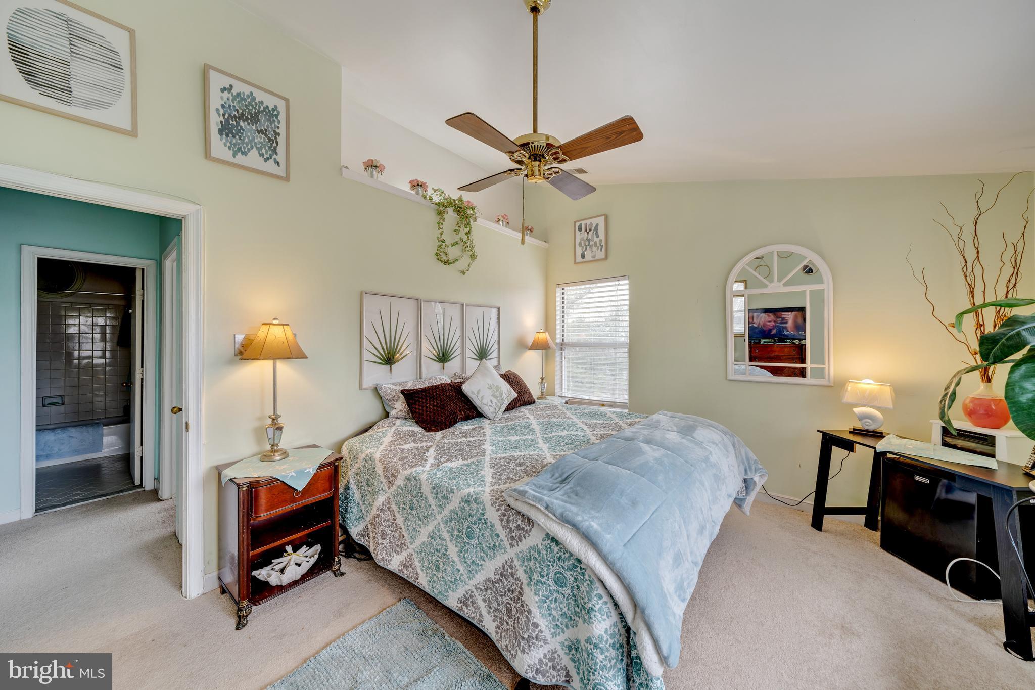 THE VINEYARDS - Residential