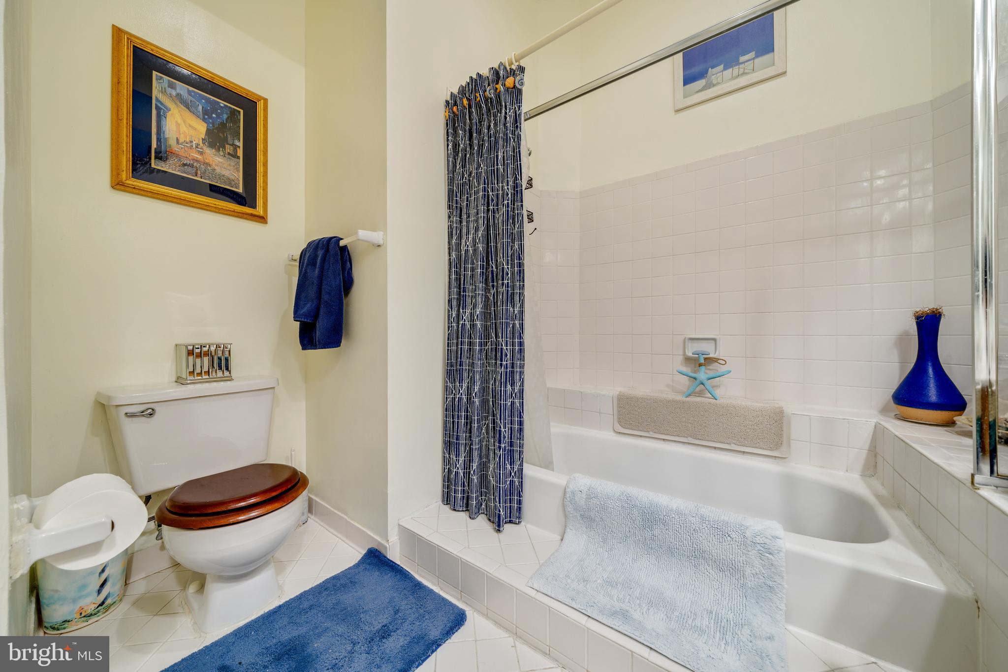 THE VINEYARDS - Residential