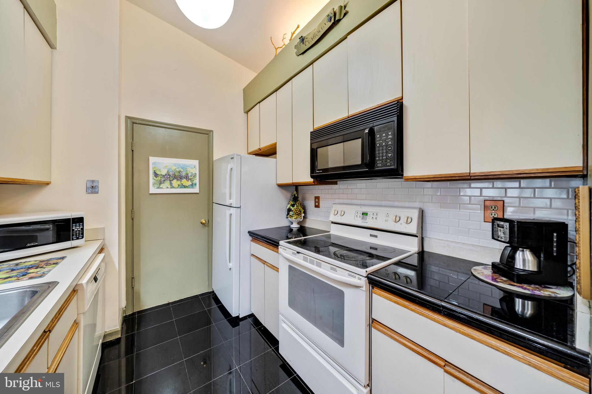 THE VINEYARDS - Residential