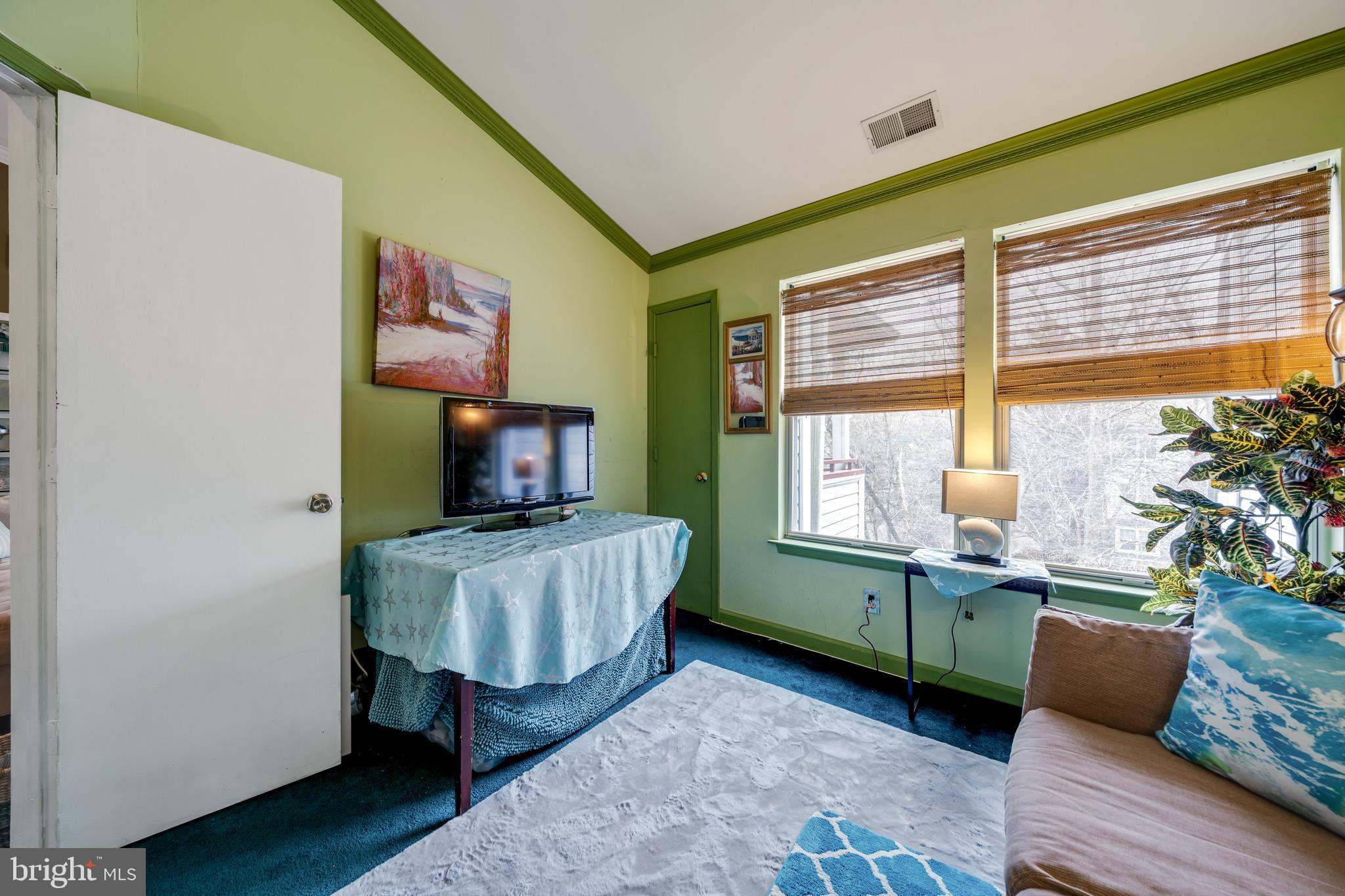 THE VINEYARDS - Residential